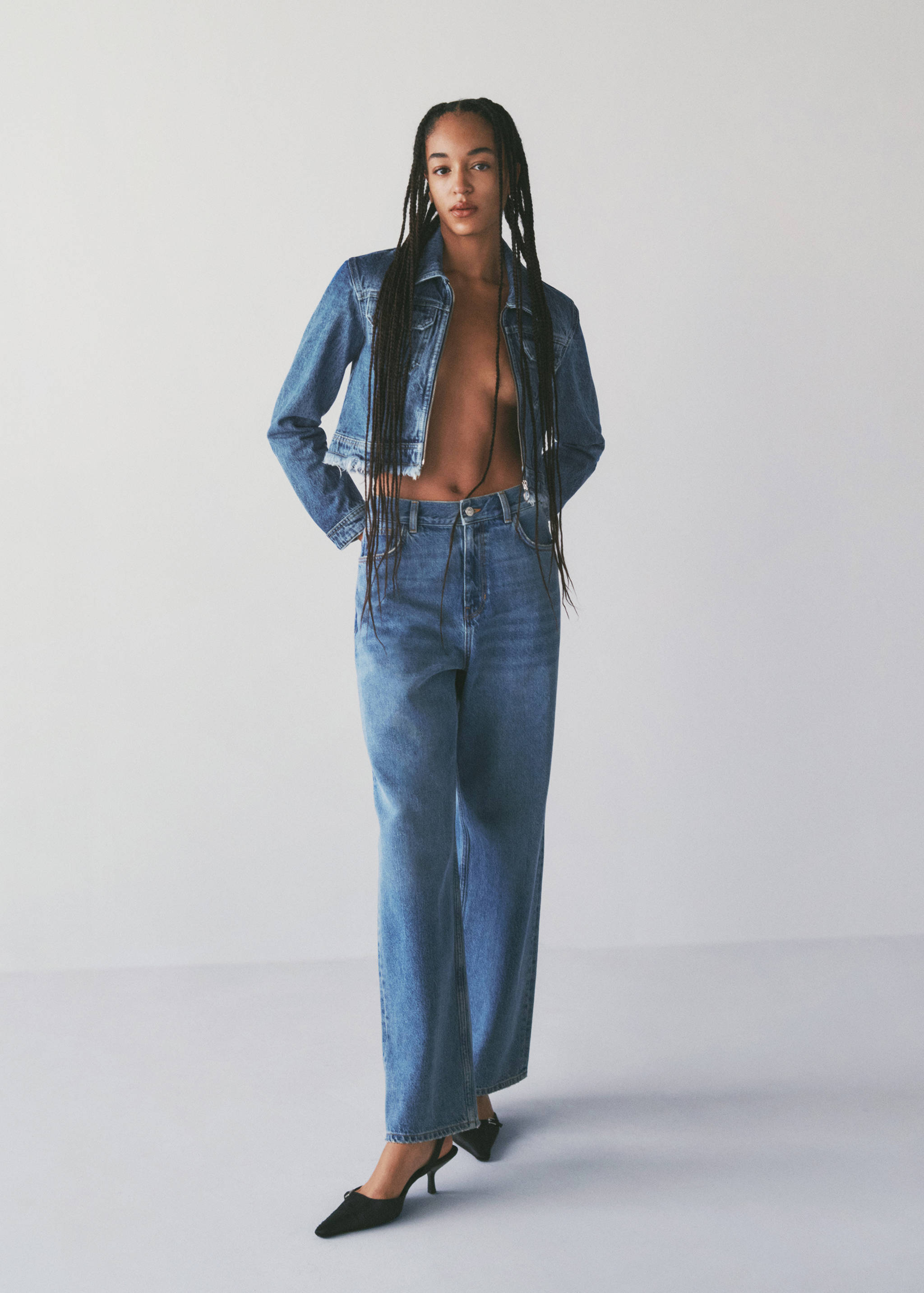 Low-rise loose-fit wideleg jeans - Details of the article 7