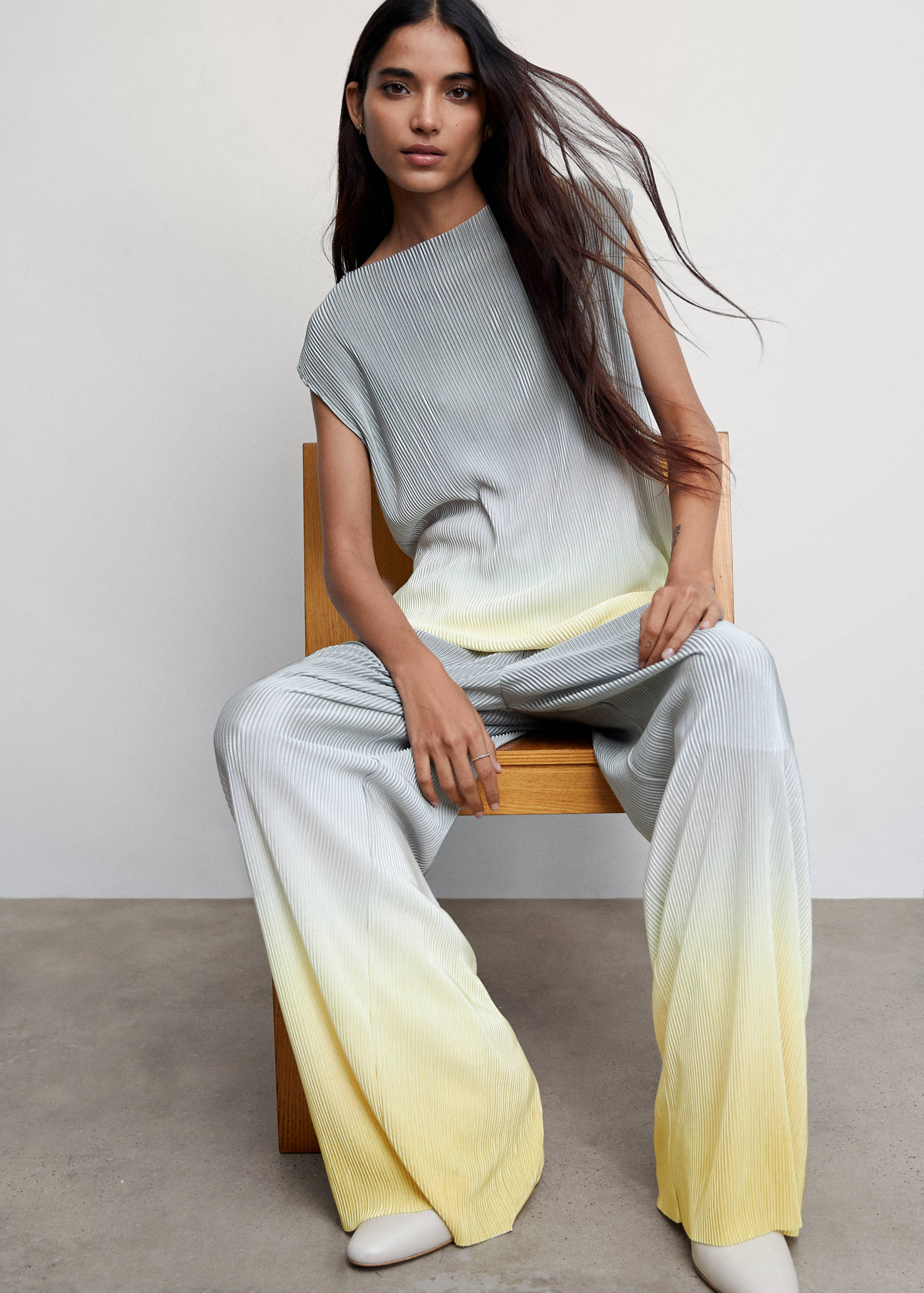 Top plissé à bretelles - Détail de l'article 2