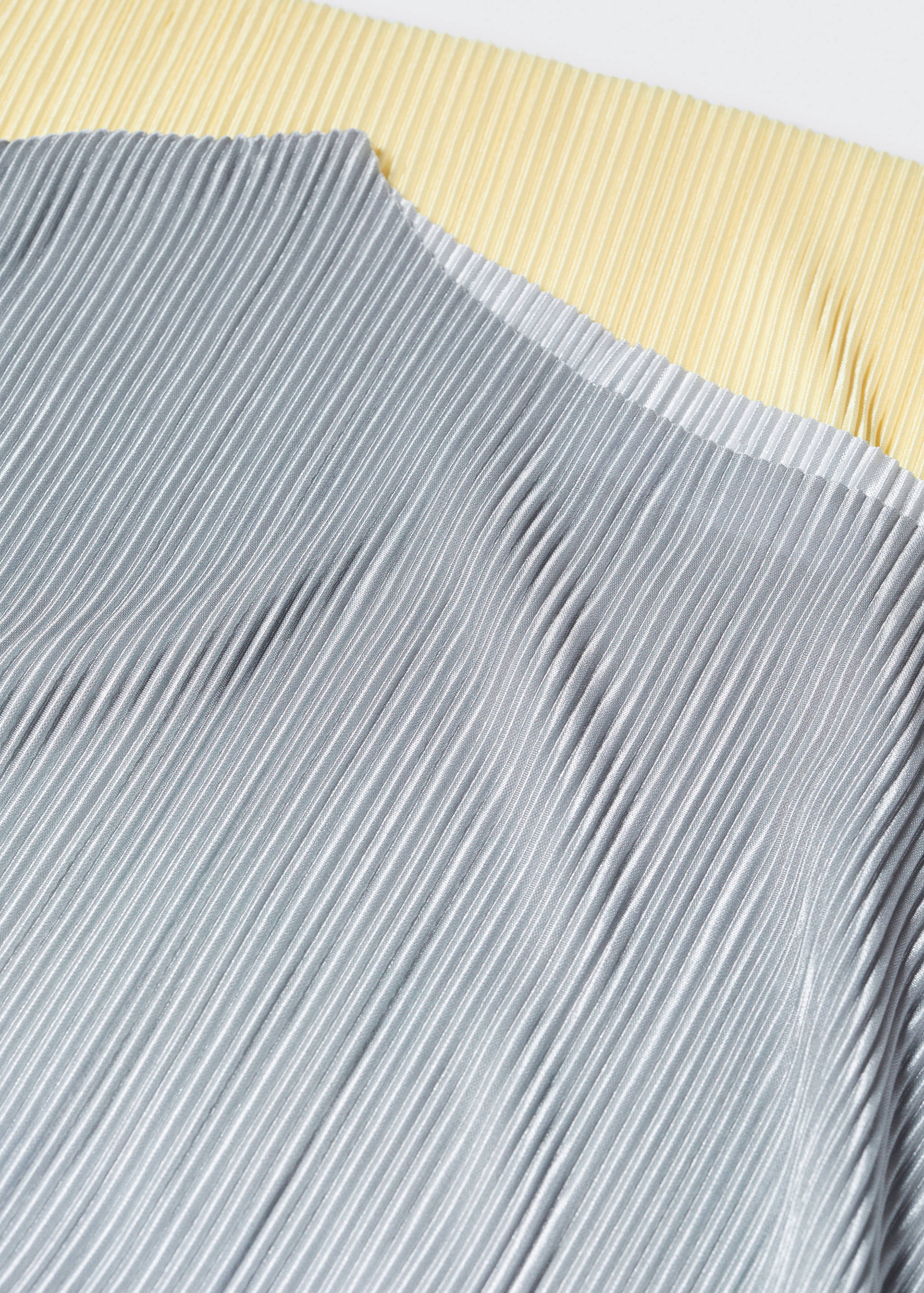 Top plissé à bretelles - Détail de l'article 8