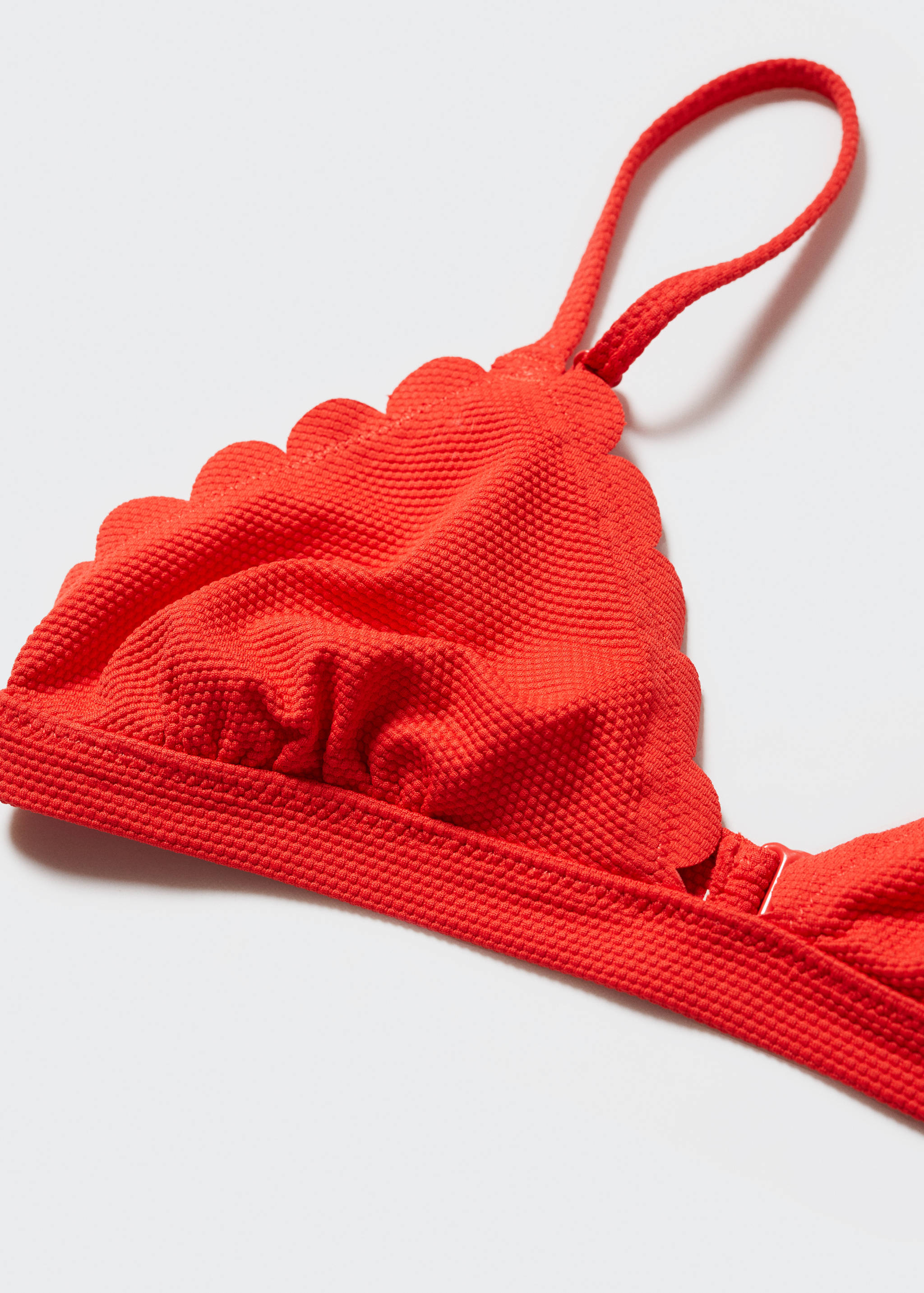Scalloped bikini top - Details of the article 8