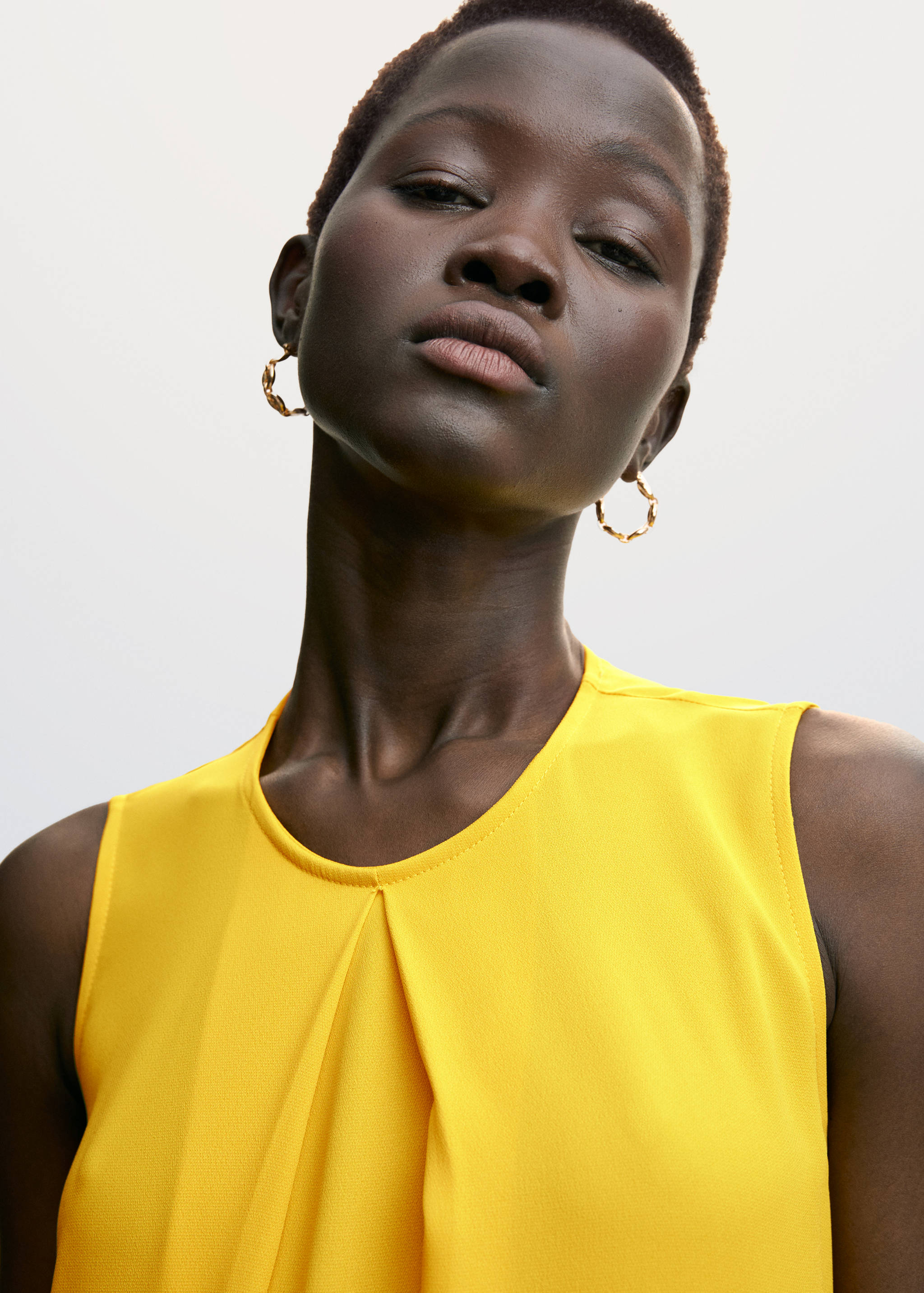 Robe avec découpe - Détail de l'article 2