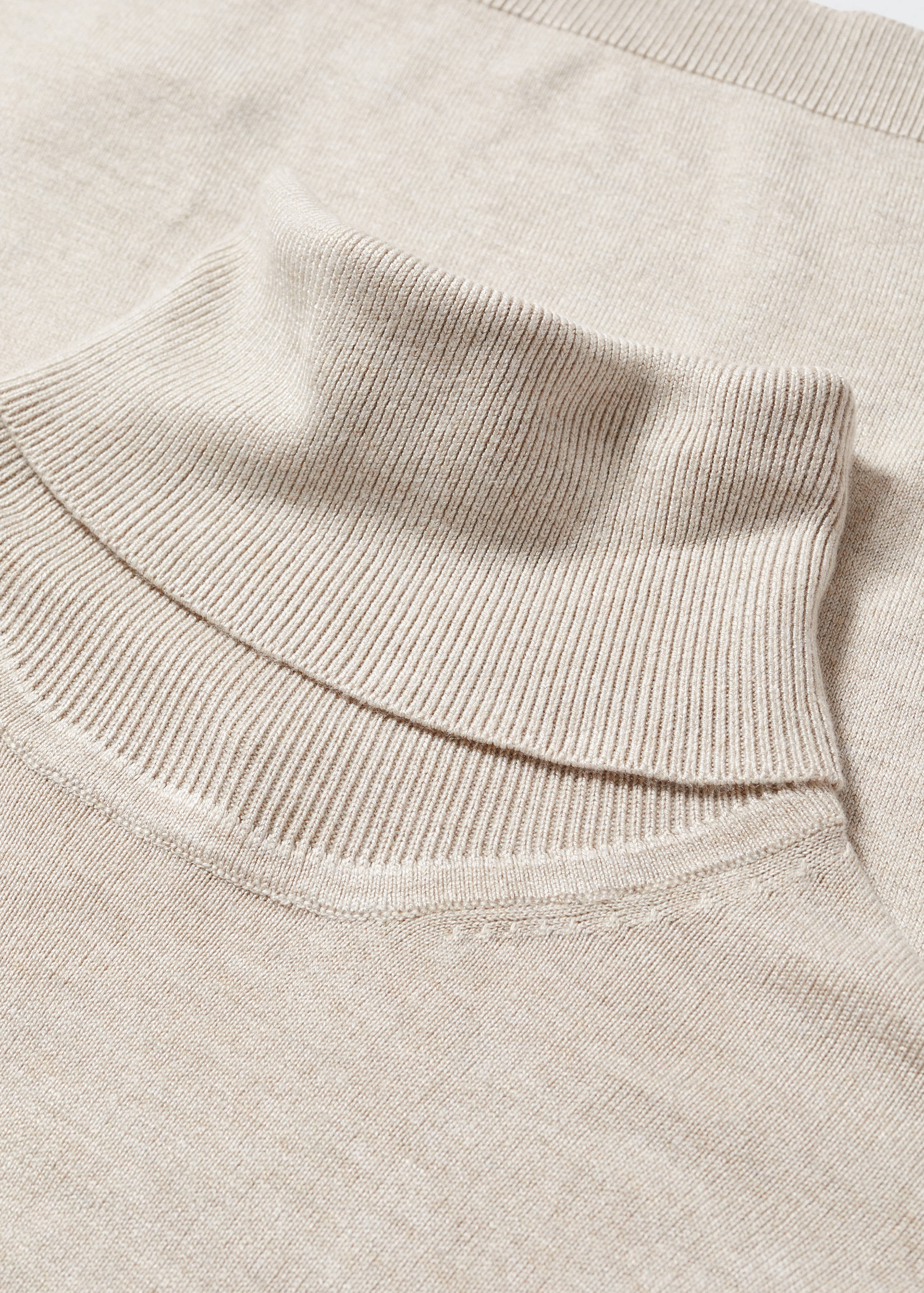 Turtleneck knitted sweater - Details of the article 8