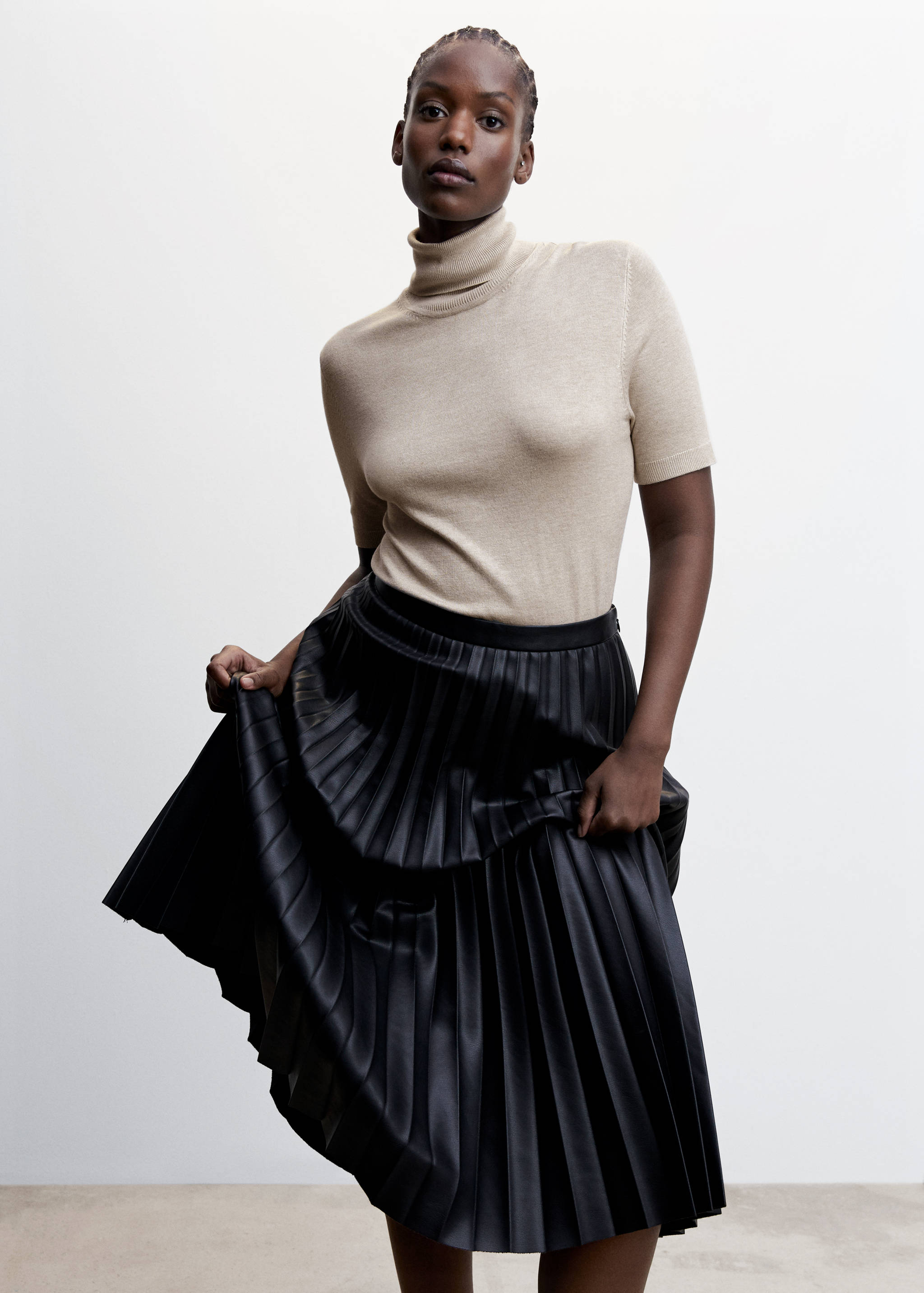 Turtleneck knitted sweater - Details of the article 5