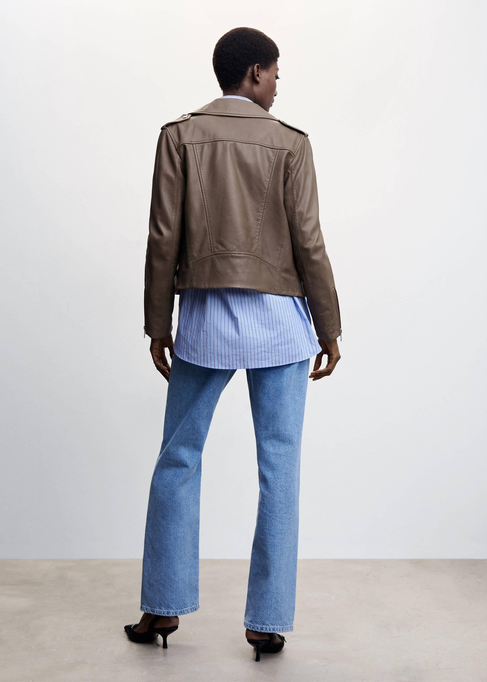 Leather biker jacket - Reverse of the article