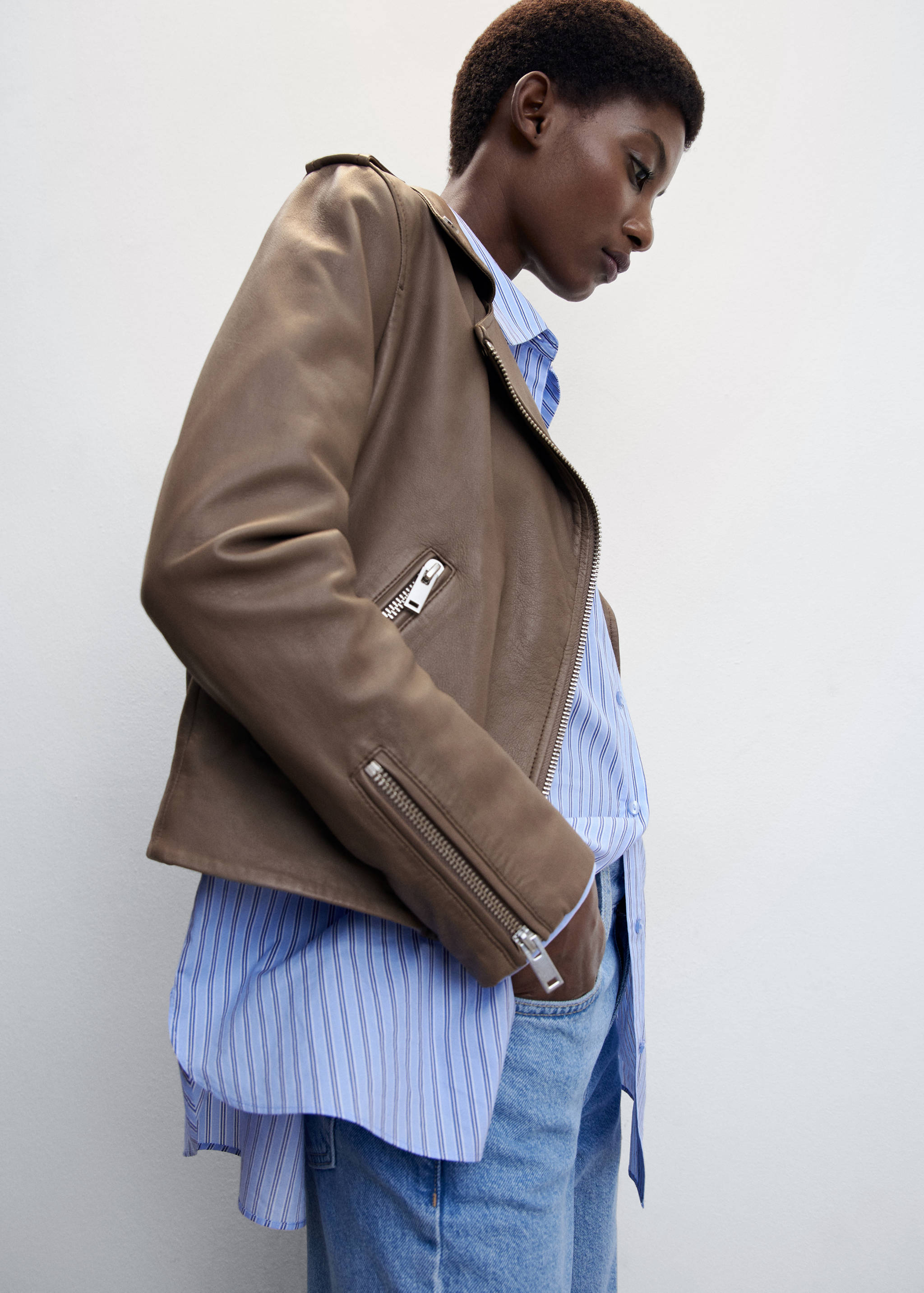 Leather biker jacket - Details of the article 2