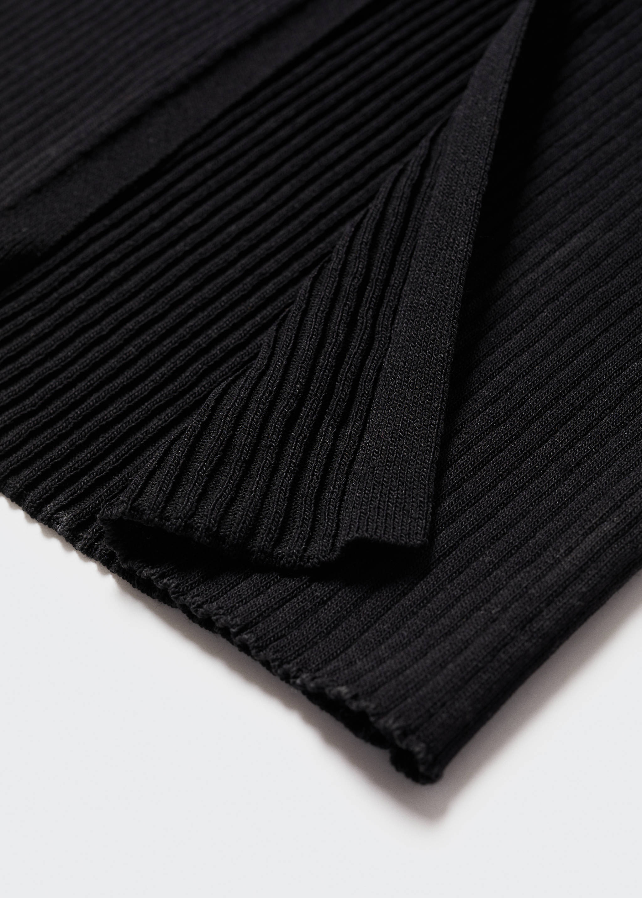 Black knitted dress with zip - Details of the article 8