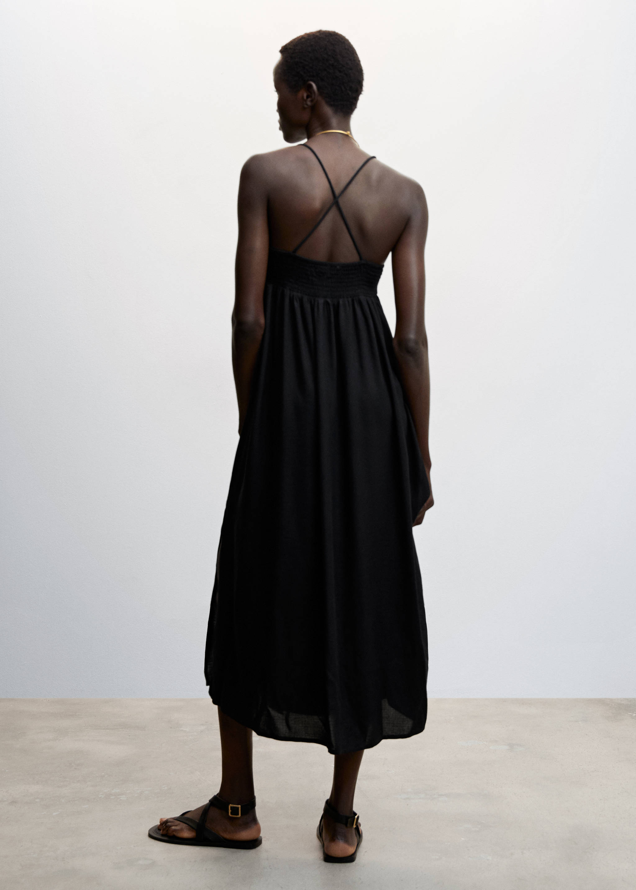 Vestido evasé - Reverso del artículo