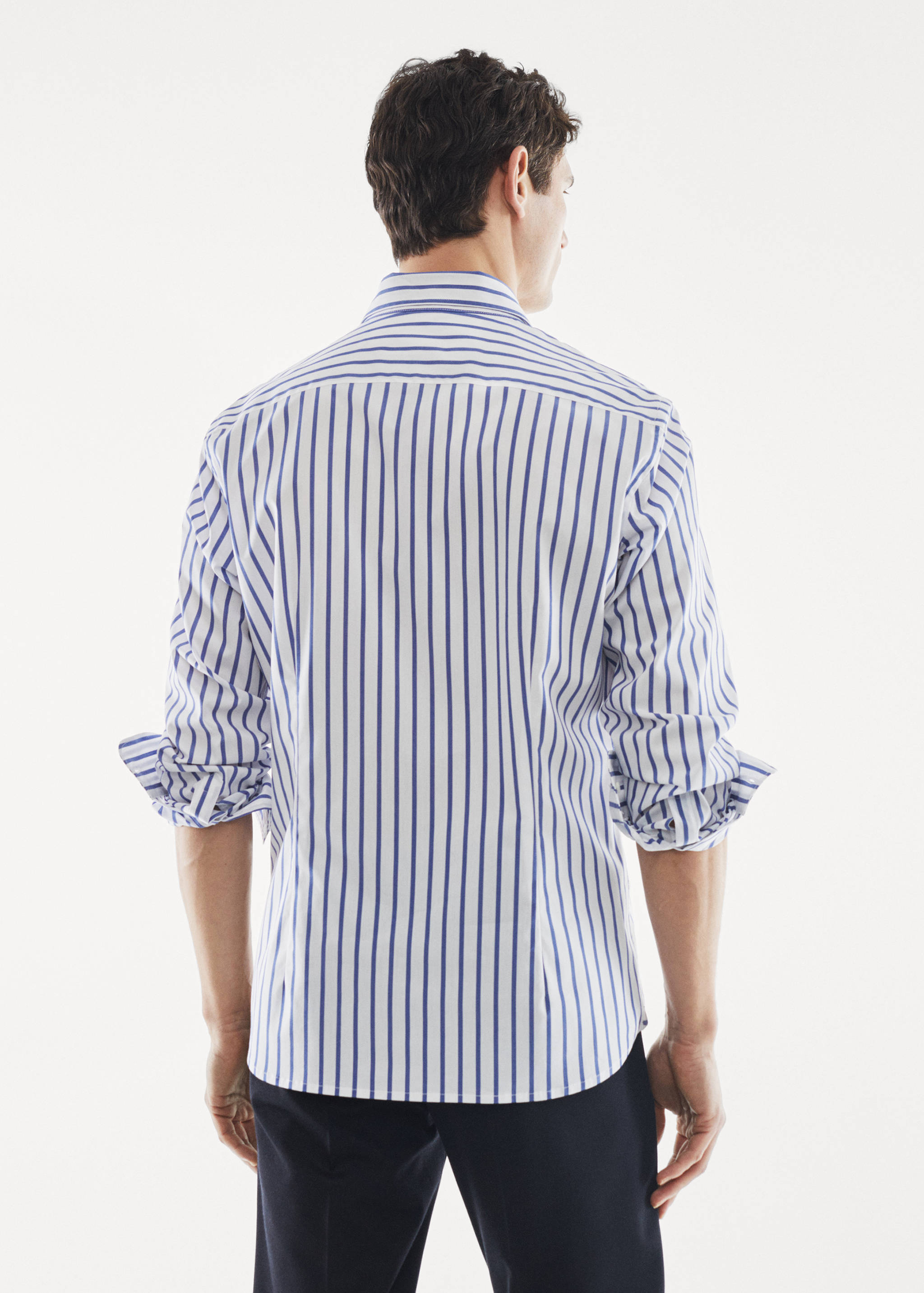 قميص قطن مخطط مجسم - الجهة الخلفية للمنتج