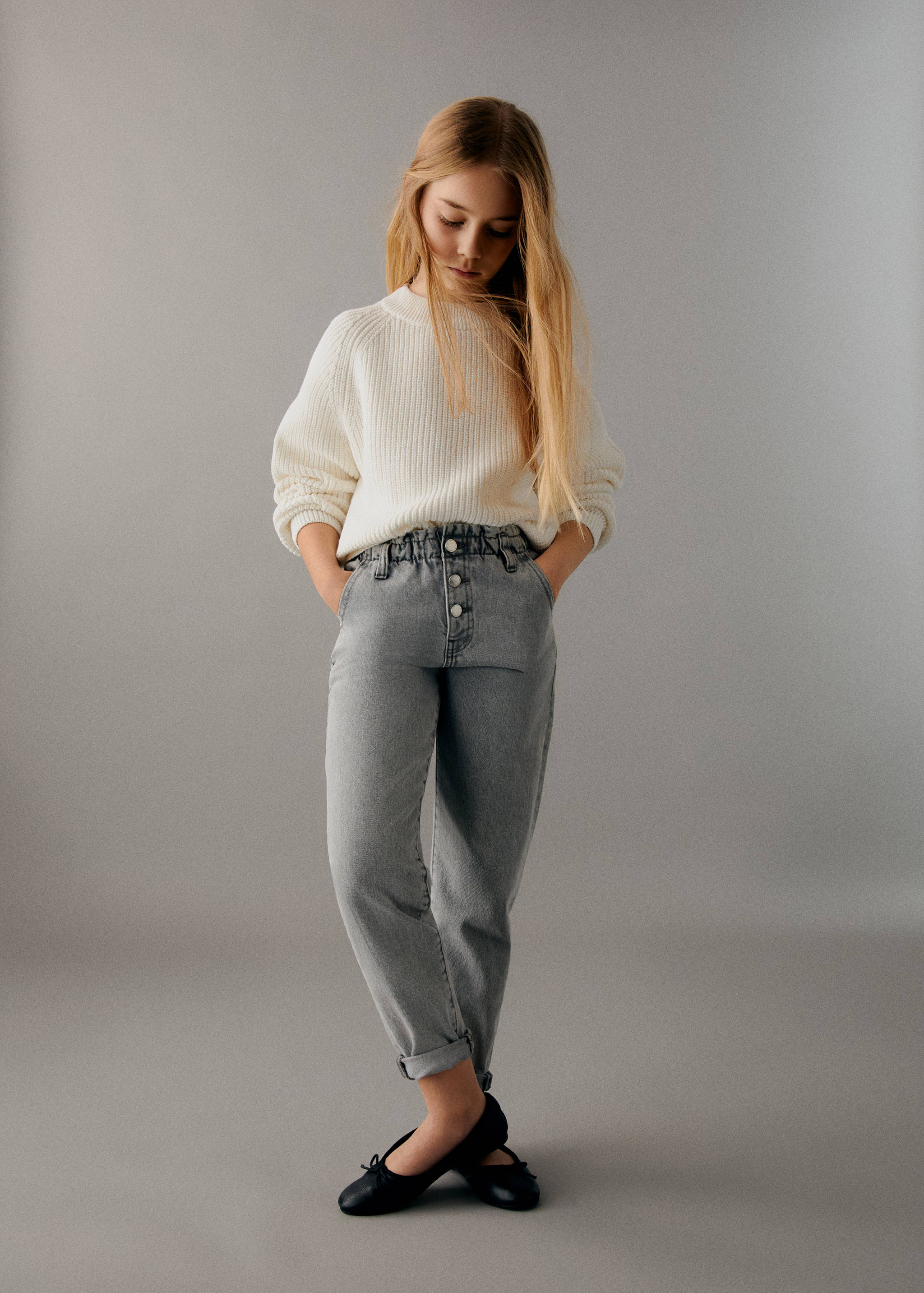 Knitted braided sweater - General plane