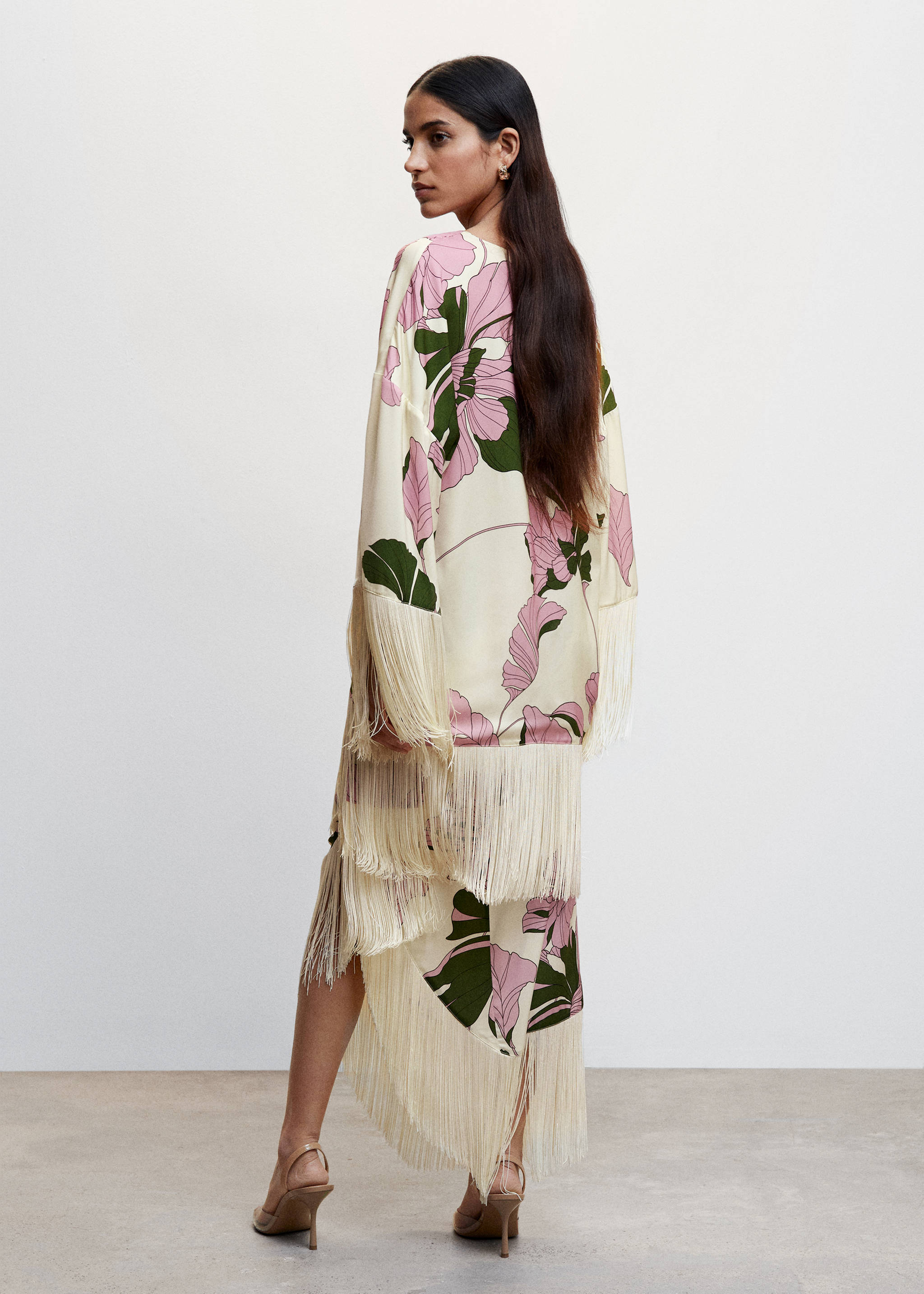 Falda asimétrica flecos - Reverso del artículo