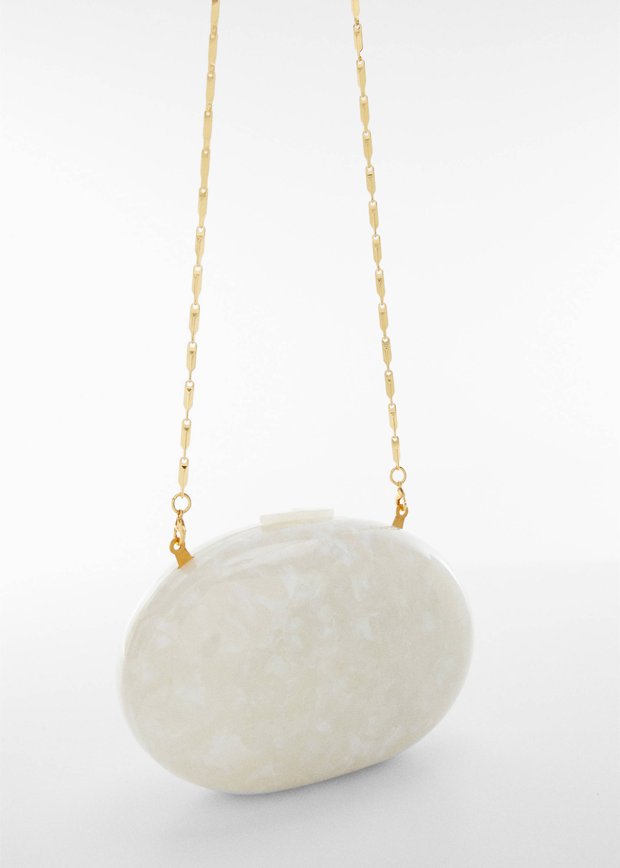 Pochette rigide chaîne - Plan moyen