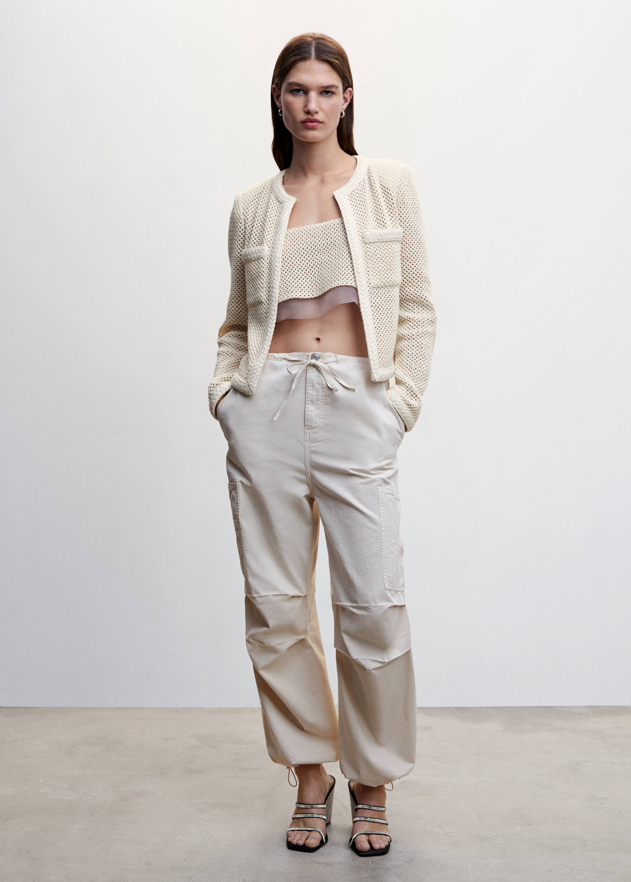 Openwork knitted jacket - General plane