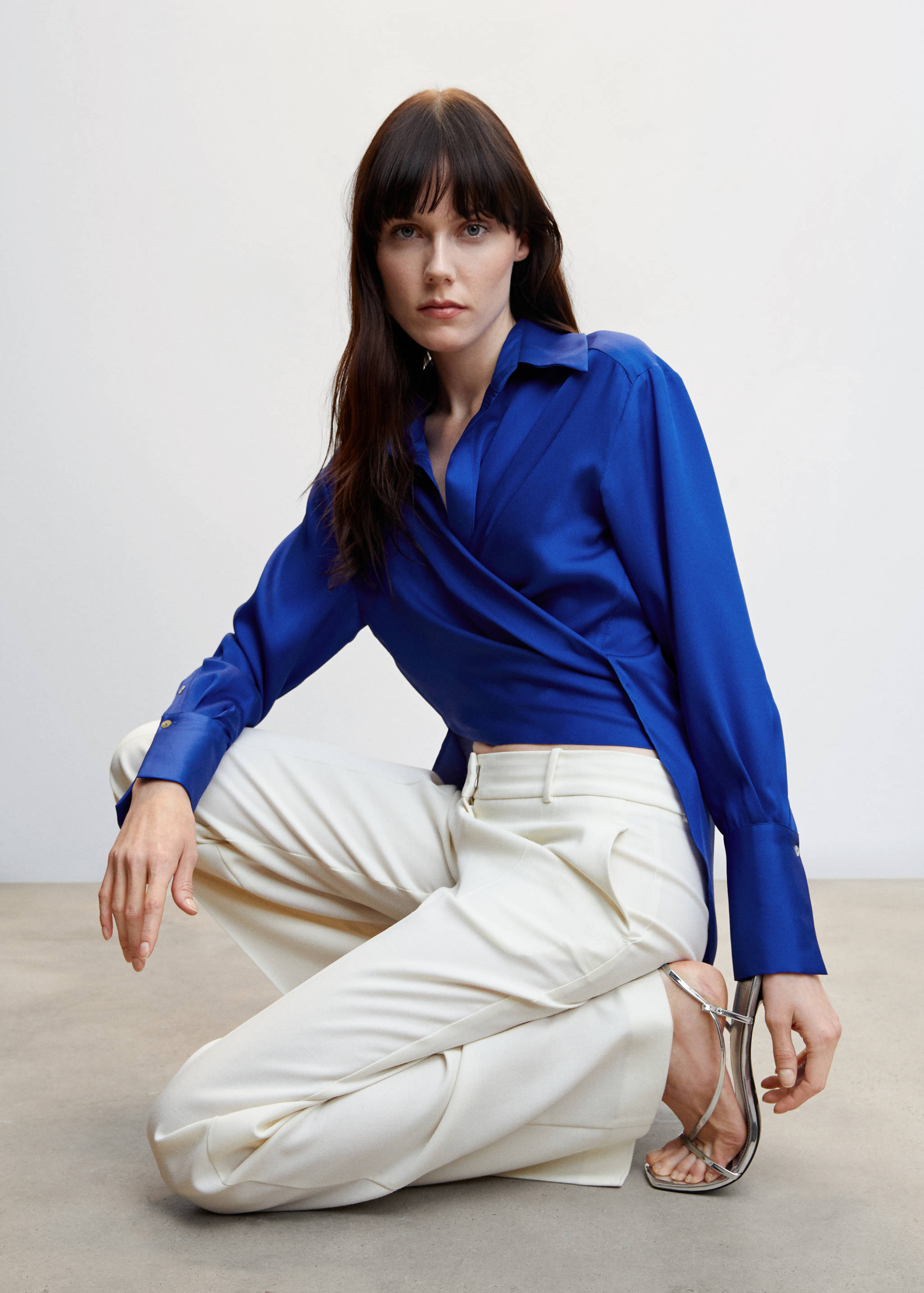 Satin wrap blouse - Details of the article 2