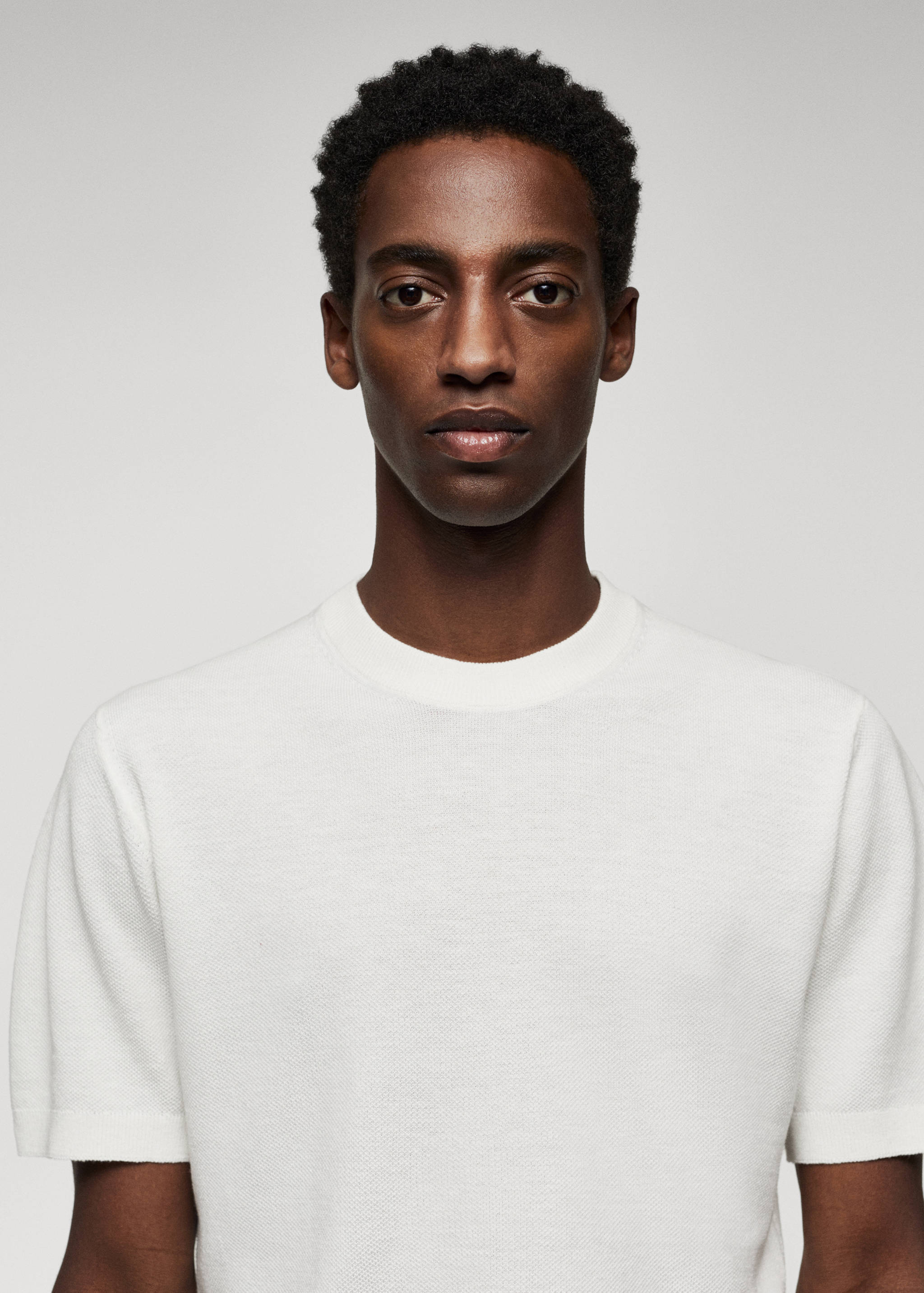 Трикотажная футболка из хлопка - Деталь изделия 1