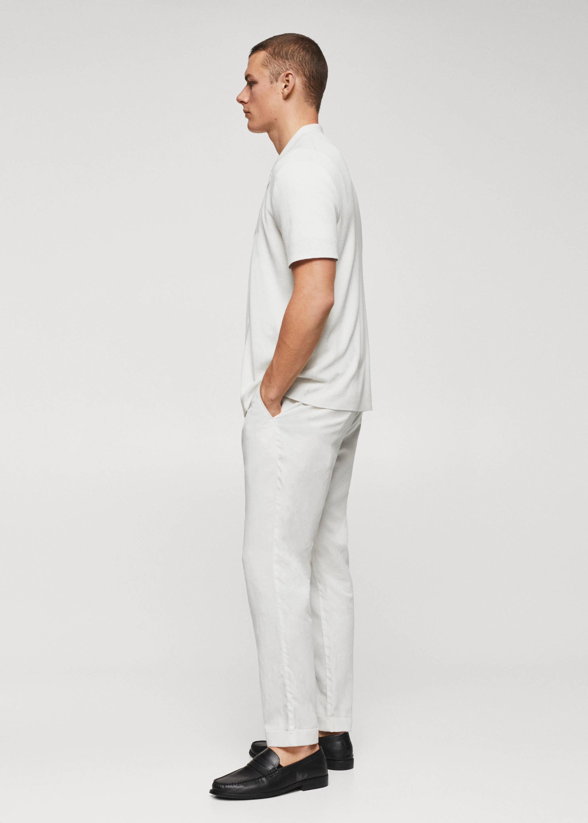 Regular-fit shirt with bowling neck - Details of the article 2