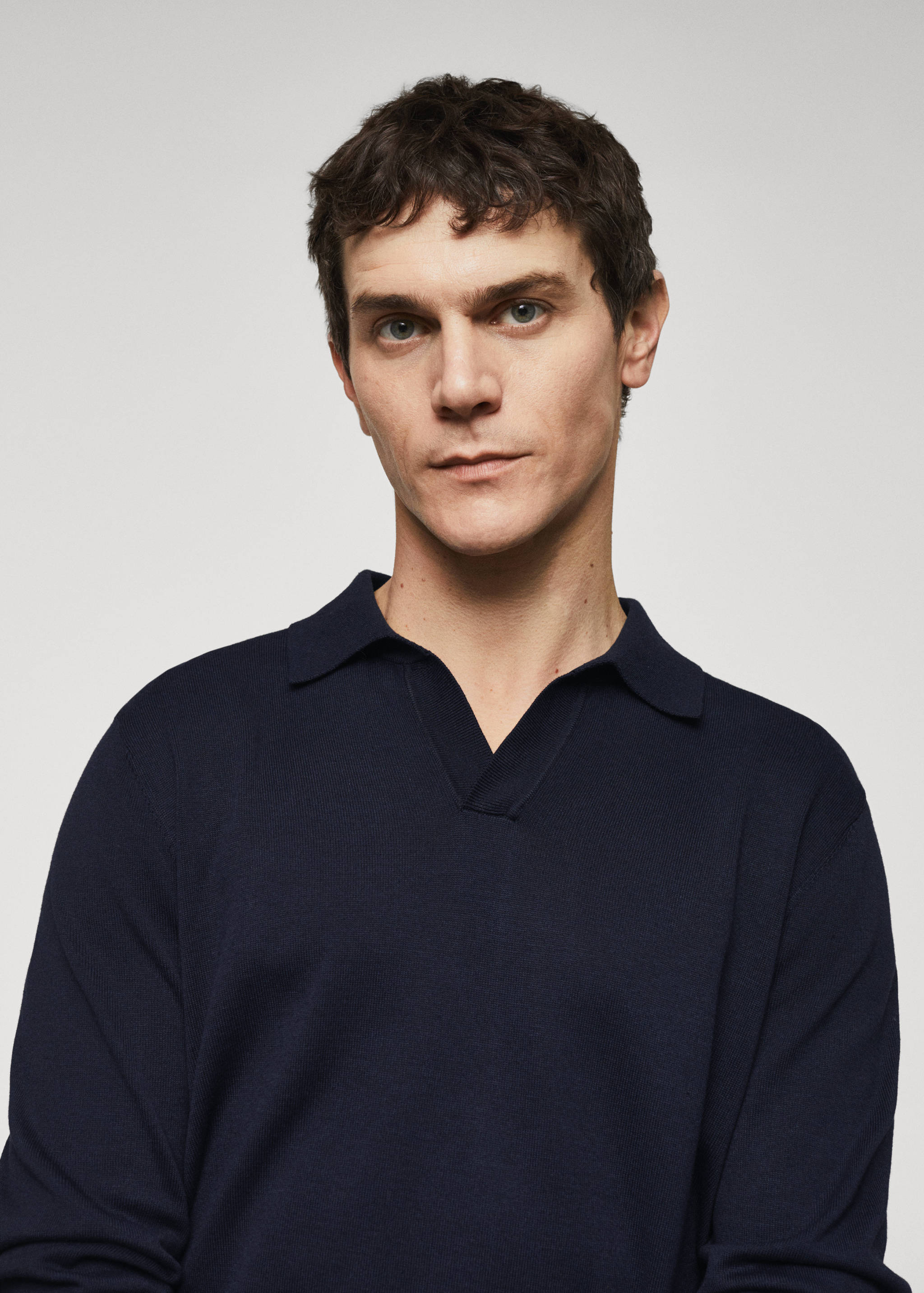 Трикотажное поло с длинным рукавом - Деталь изделия 1