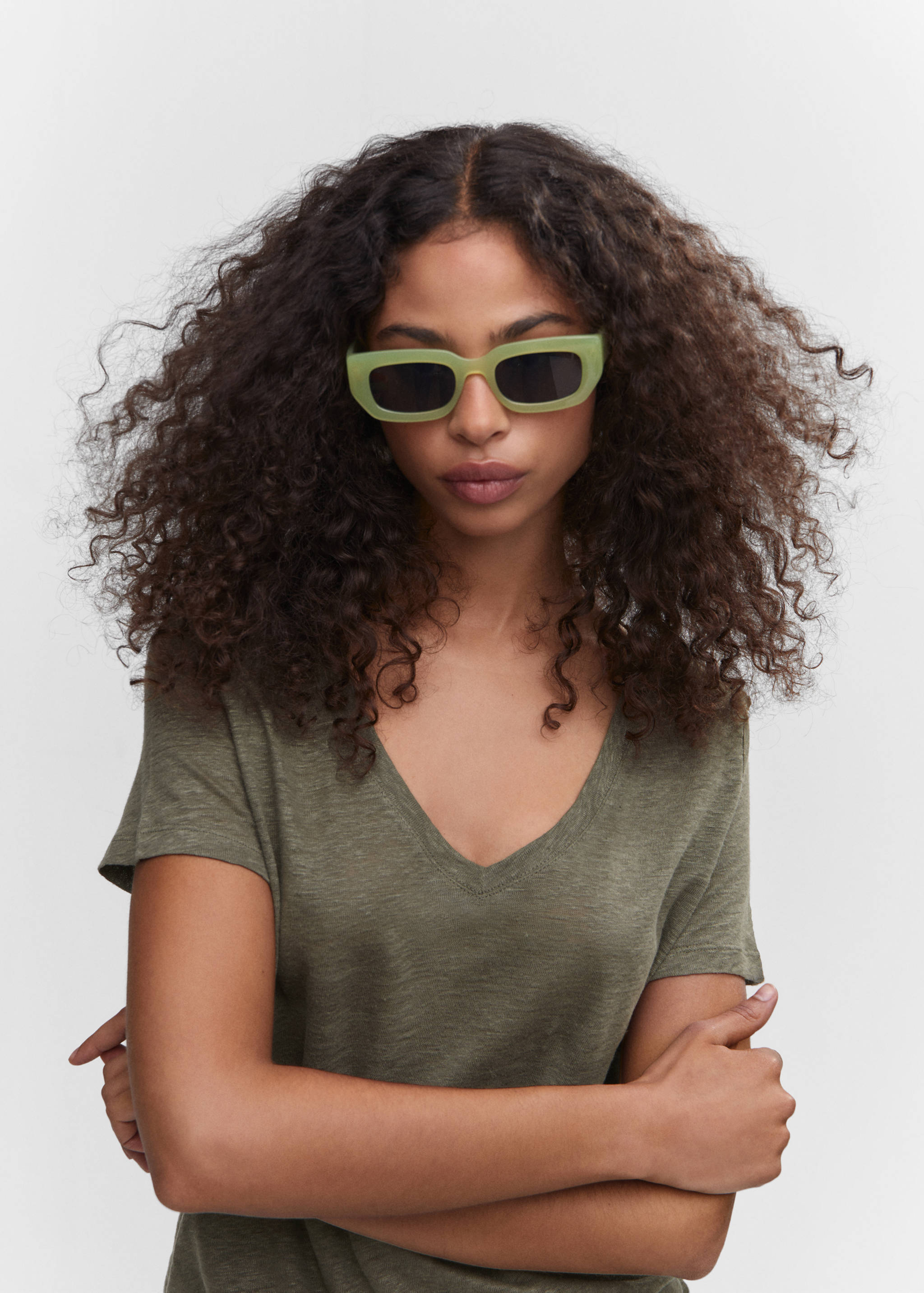 T-shirt lin col V - Détail de l'article 1