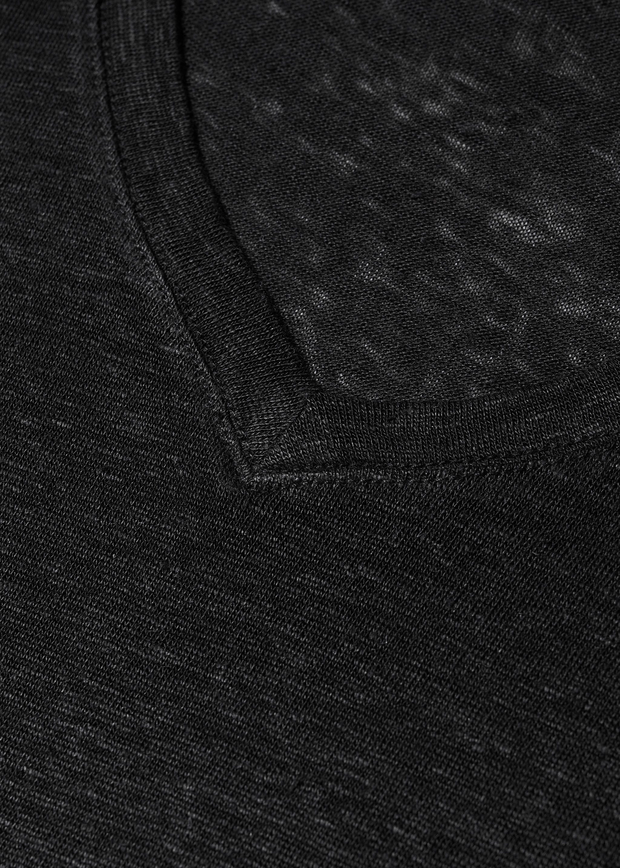 T-shirt lin col V - Détail de l'article 8