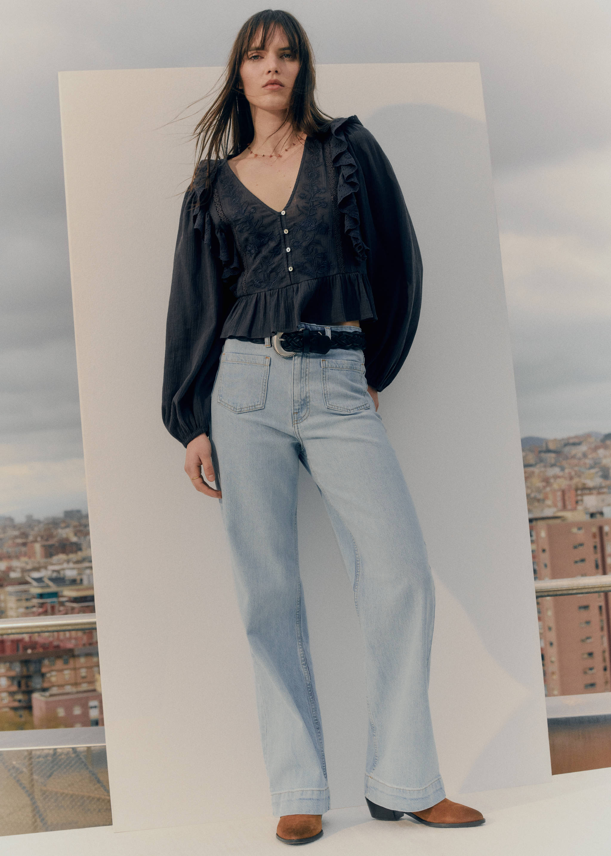 Wideleg jeans with pockets - Details of the article 7