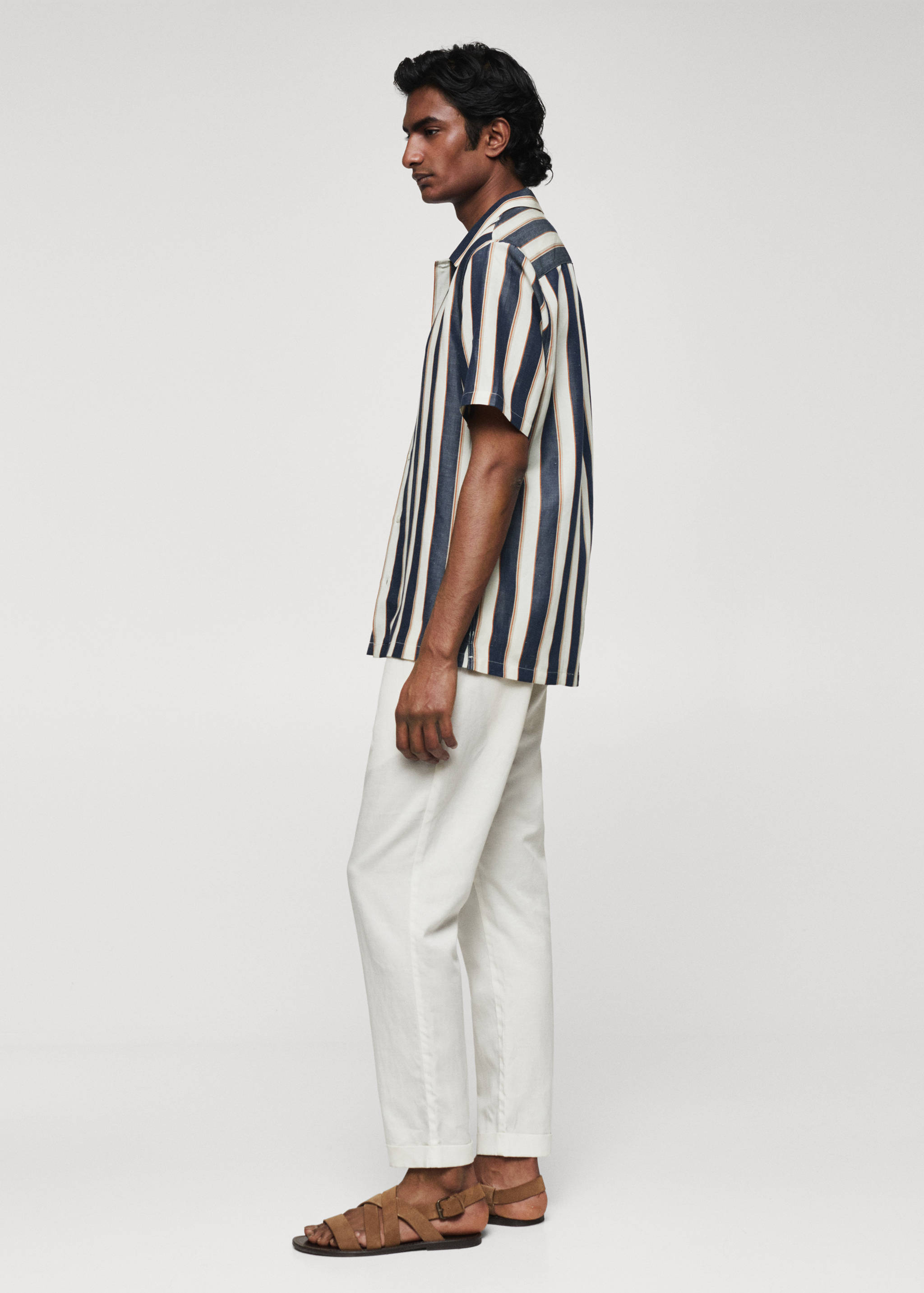 Short sleeve striped shirt - Details of the article 1