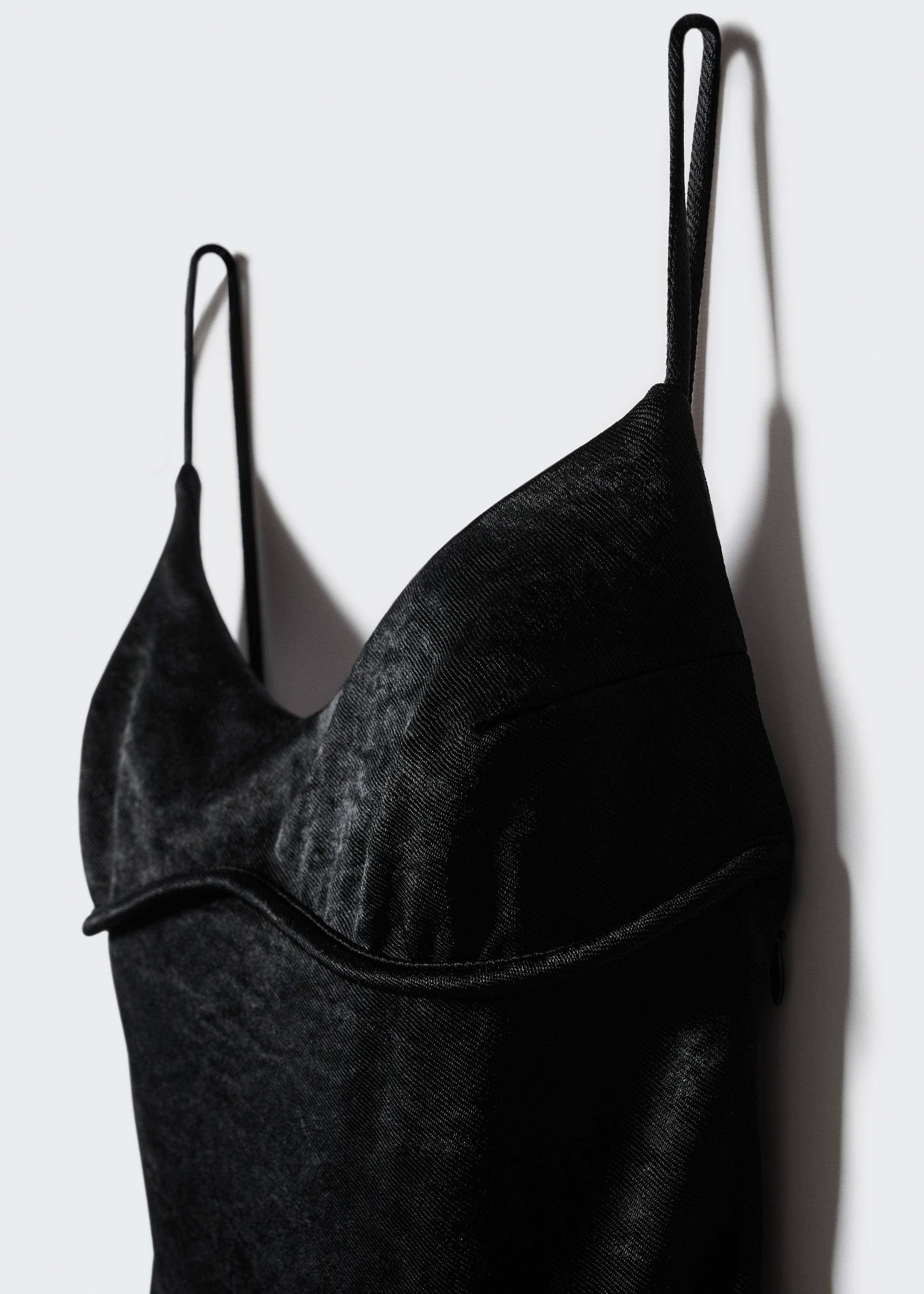 Long back slit dress - Details of the article 8