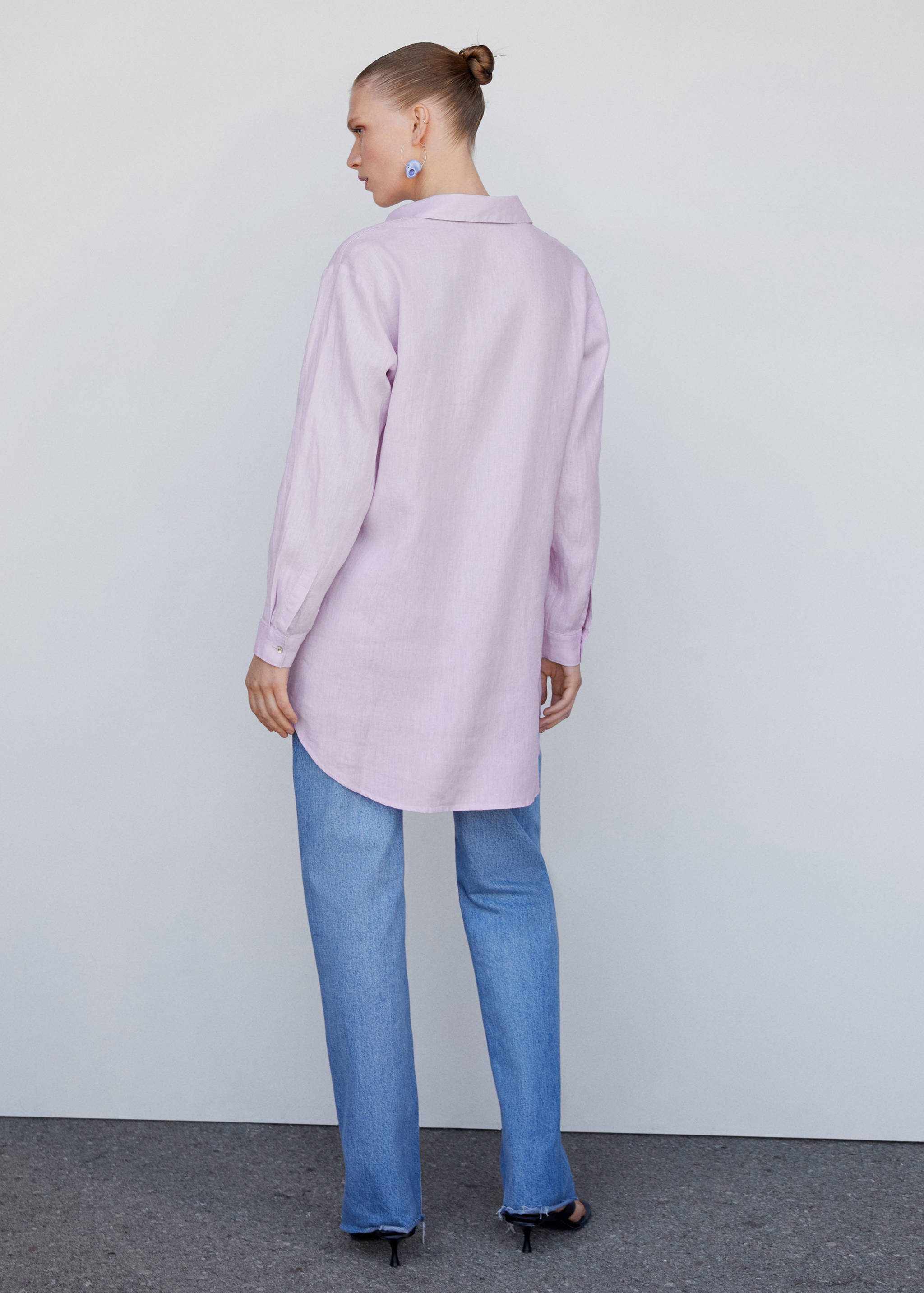 Linen oversized shirt - Reverse of the article