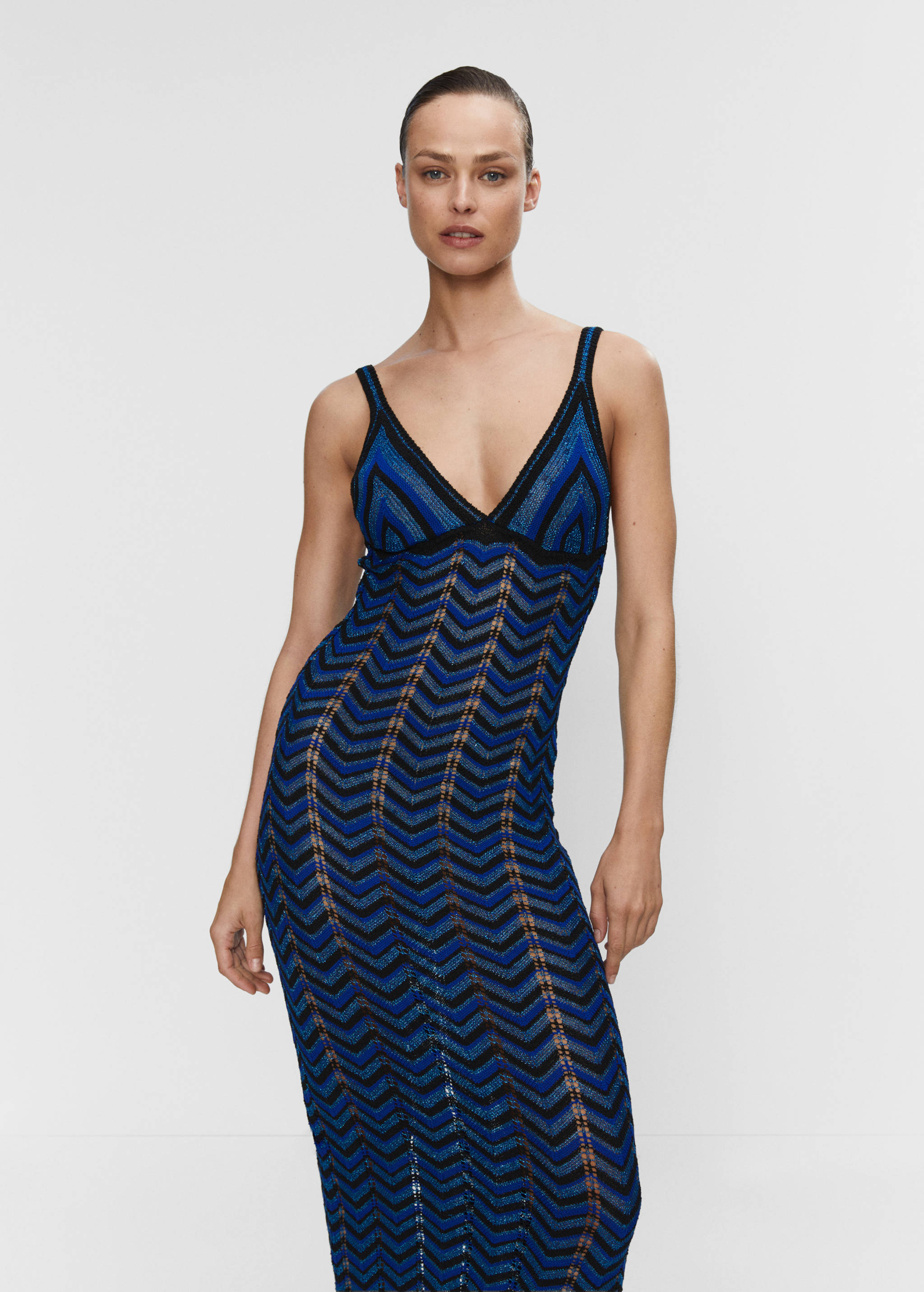 Lurex-Kleid mit geometrischem Lochmuster - Mittlere Ansicht