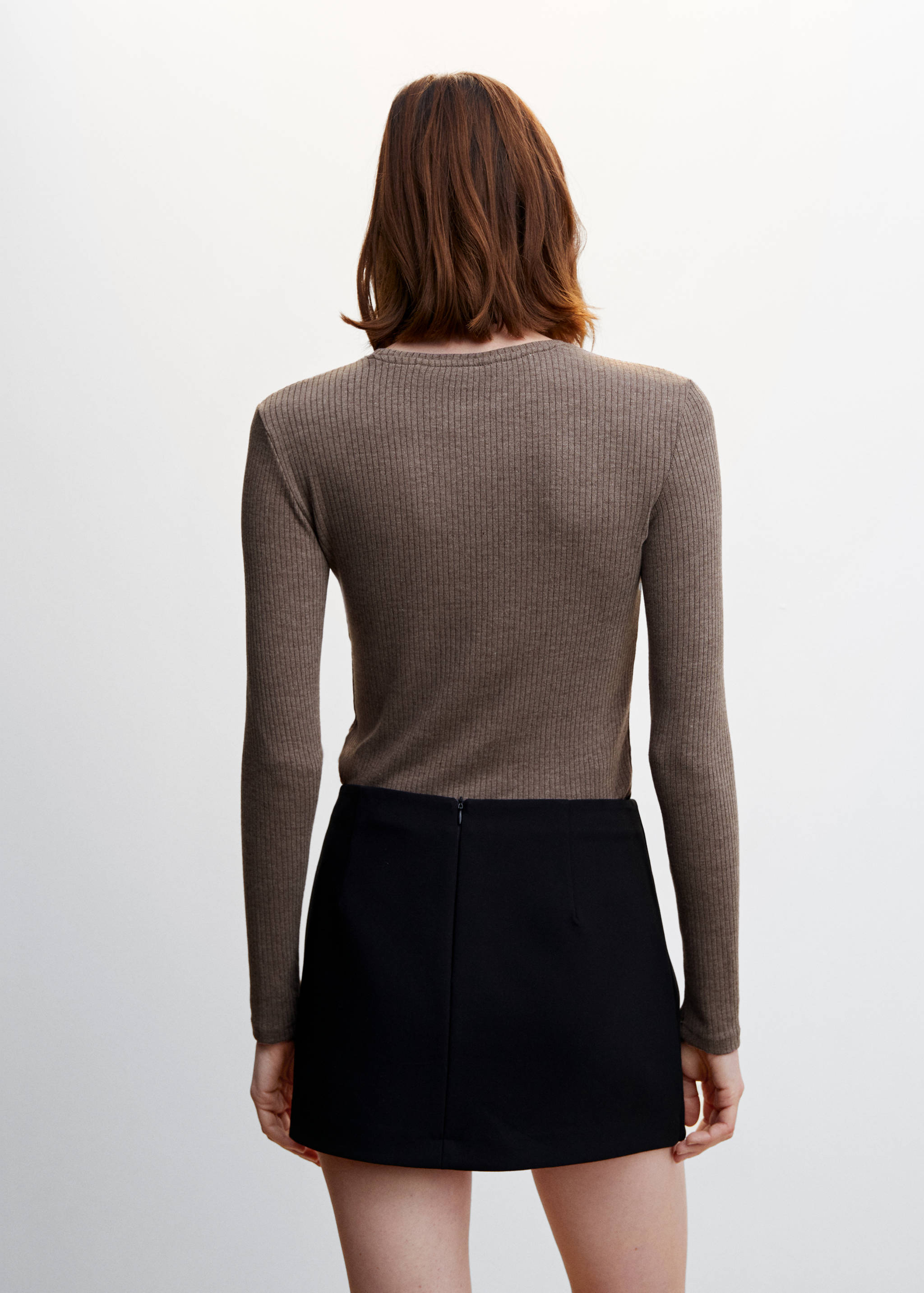 Ribbed  knit t-shirt - Reverse of the article