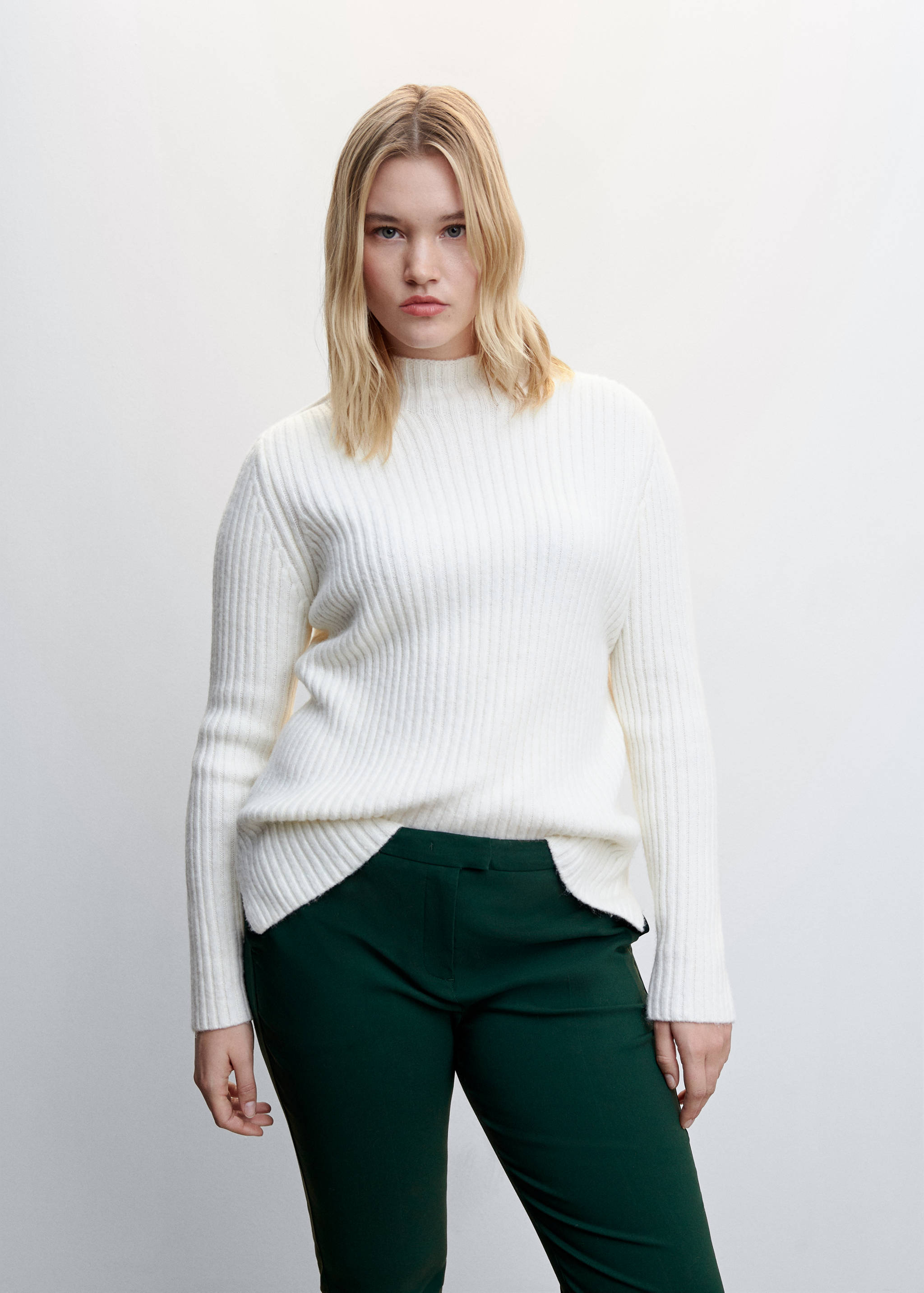 Crop skinny trousers - Details of the article 5