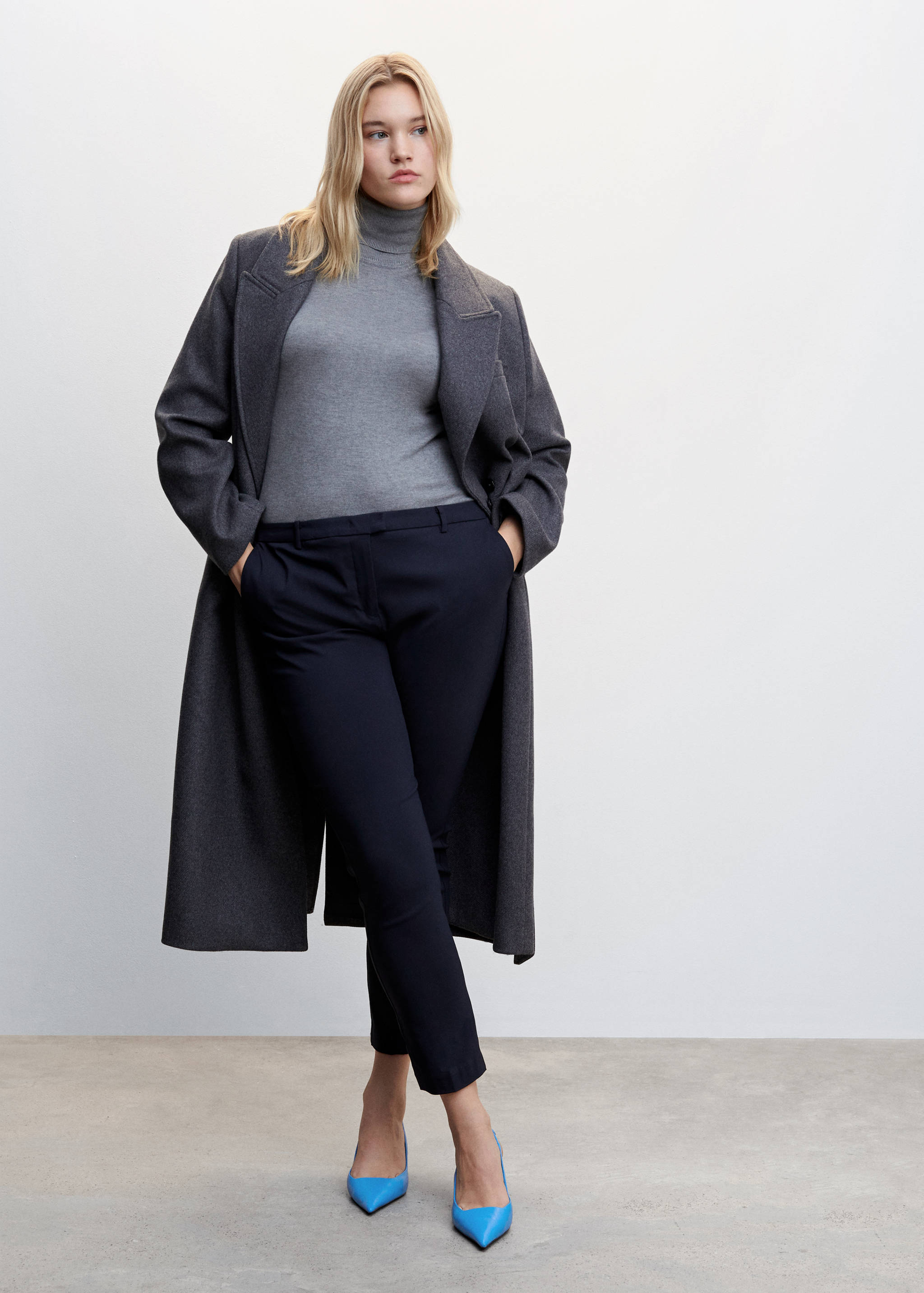 Crop skinny trousers - Details of the article 3