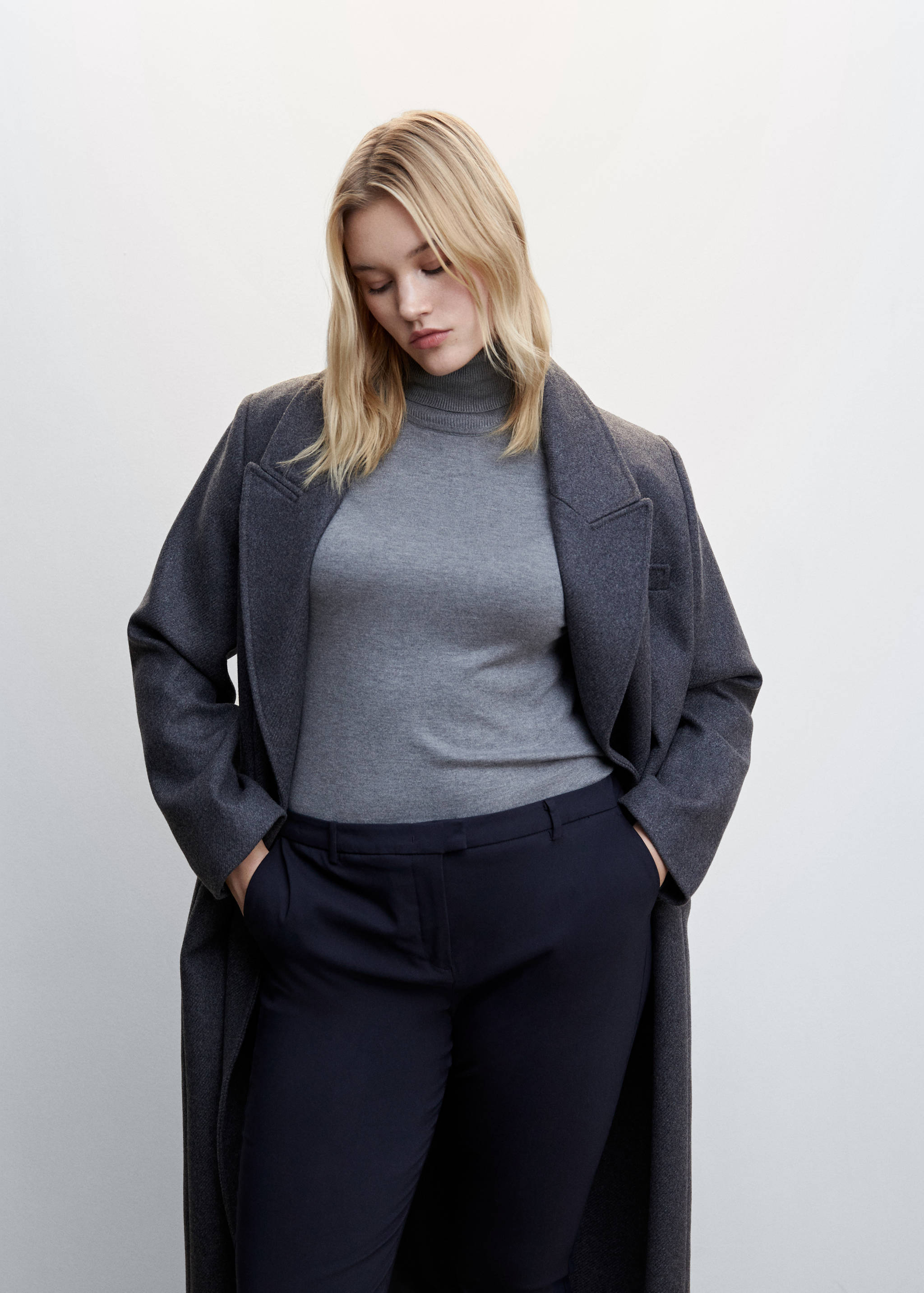 Crop skinny trousers - Details of the article 5