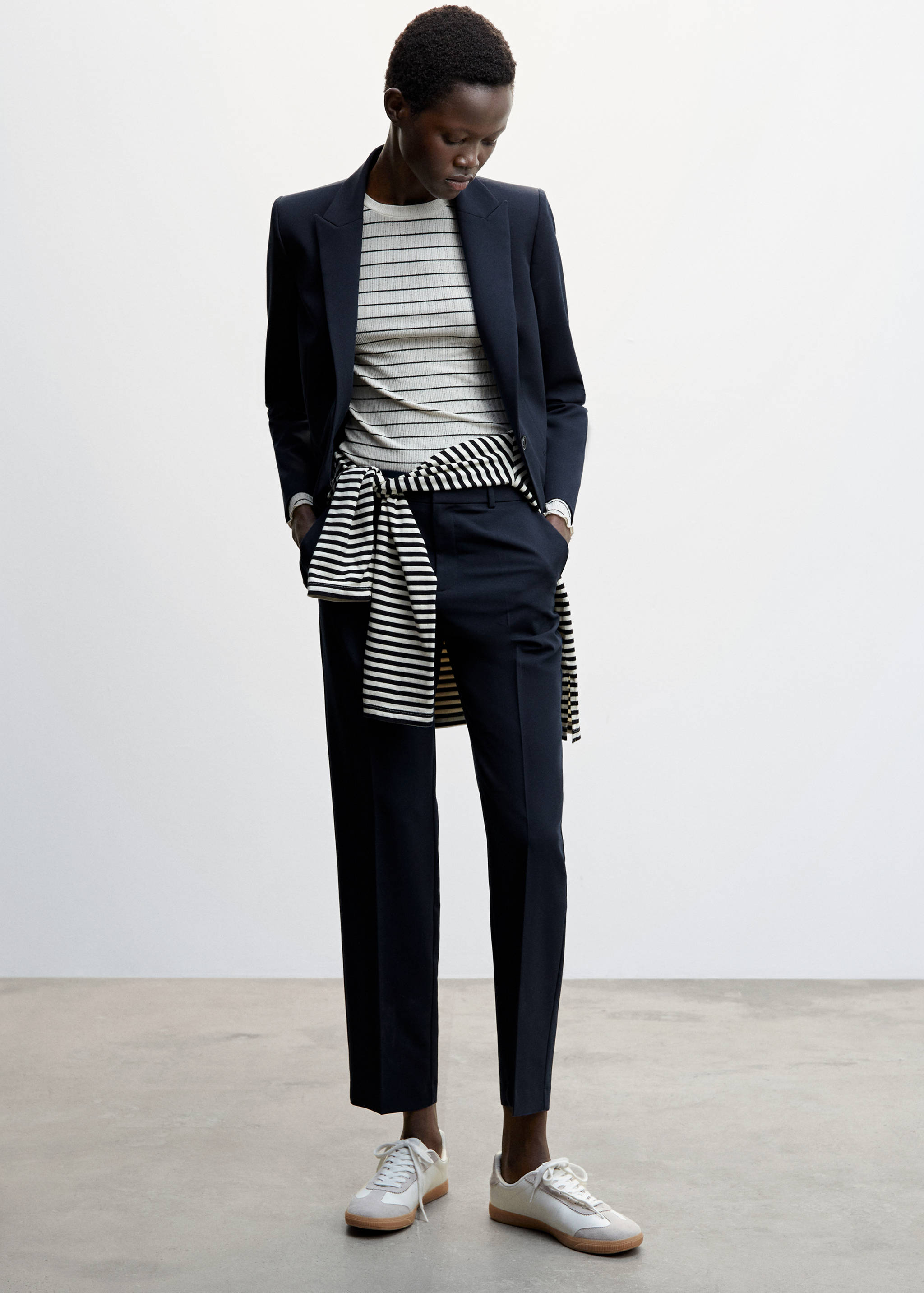 Straight suit trousers - General plane
