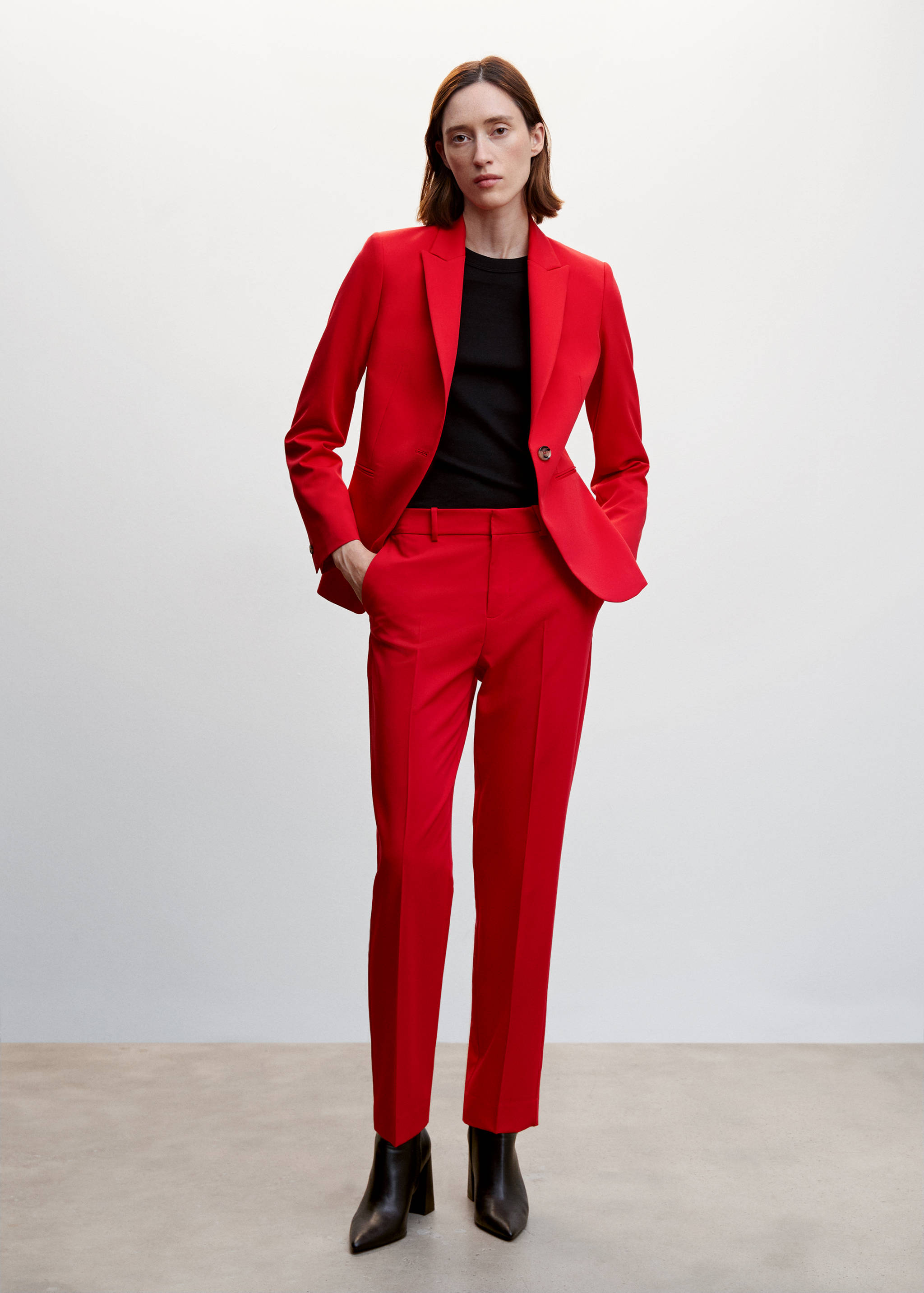 Straight suit trousers - General plane
