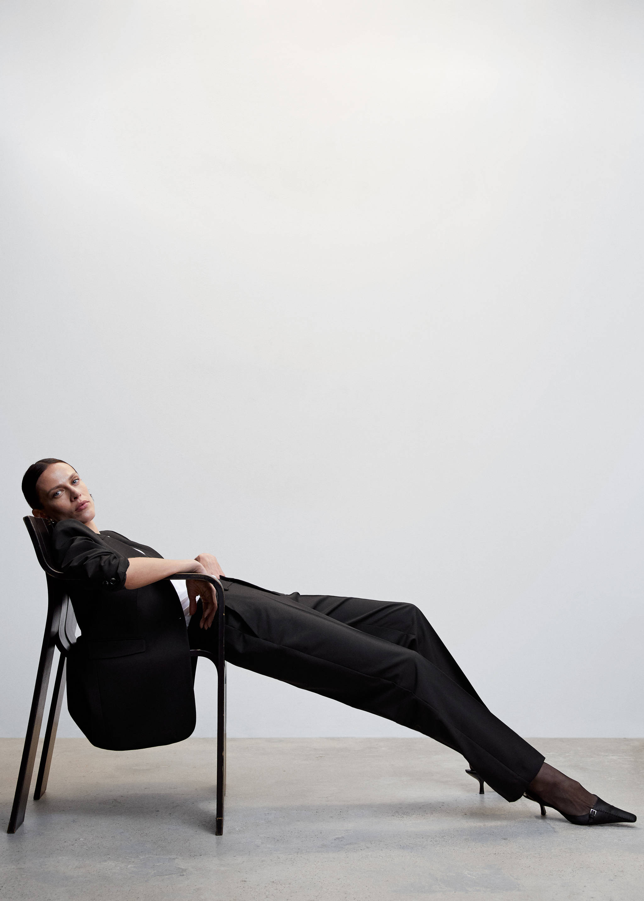 Прямые костюмные брюки - Деталь изделия 2