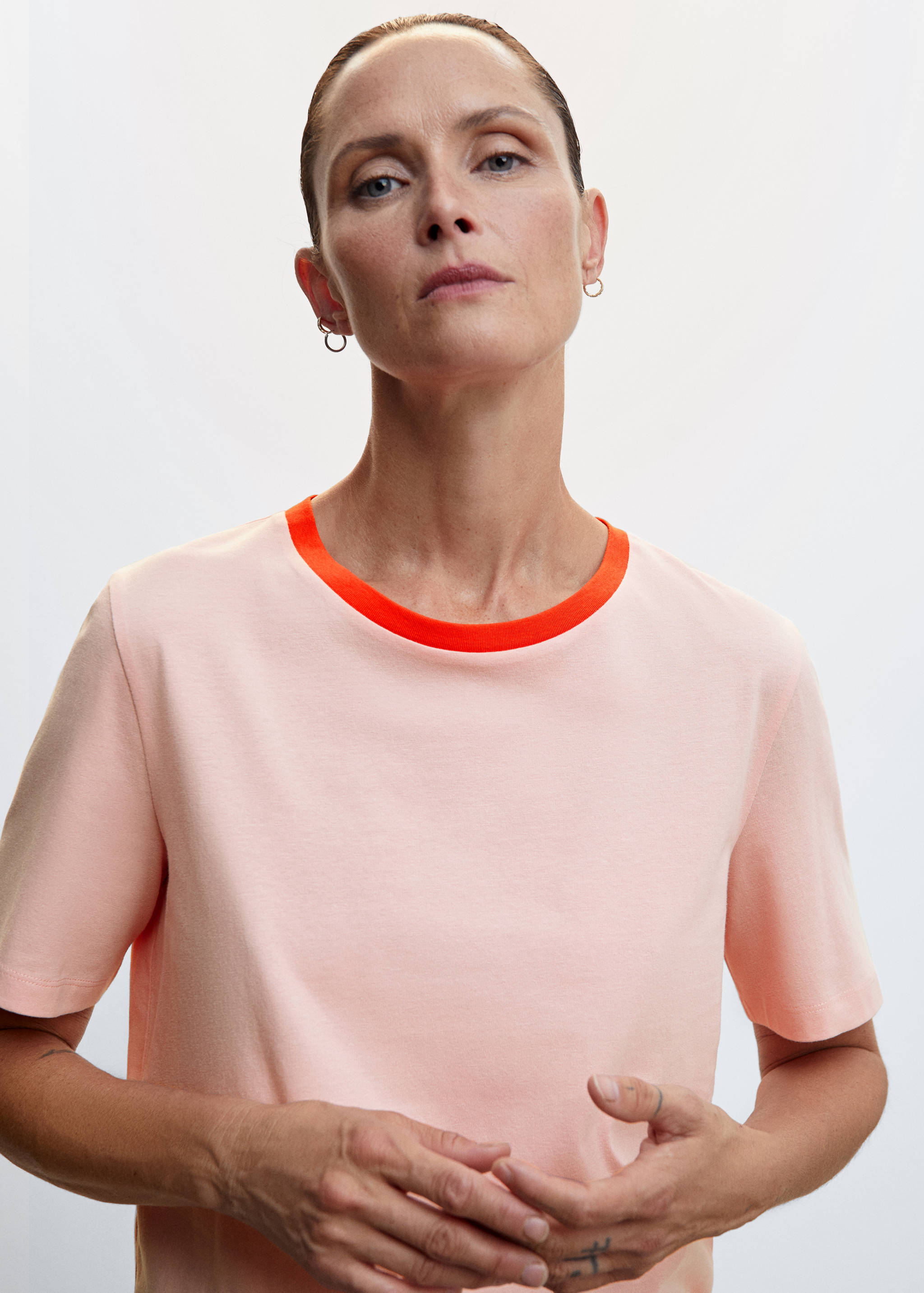 Short-sleeved cotton t-shirt - Details of the article 6