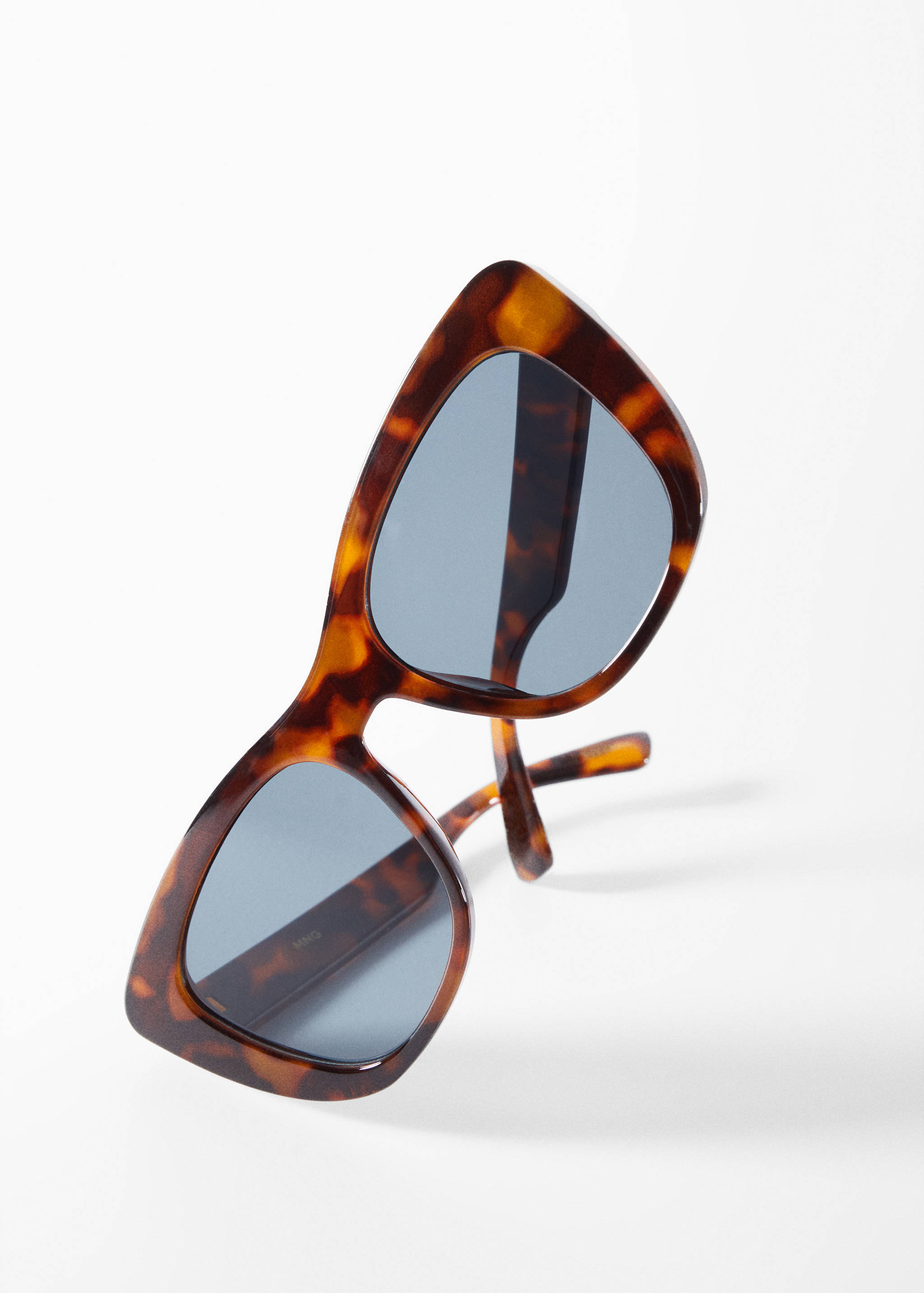 Солнцезащитные очки "кошачий глаз" - Деталь изделия 5