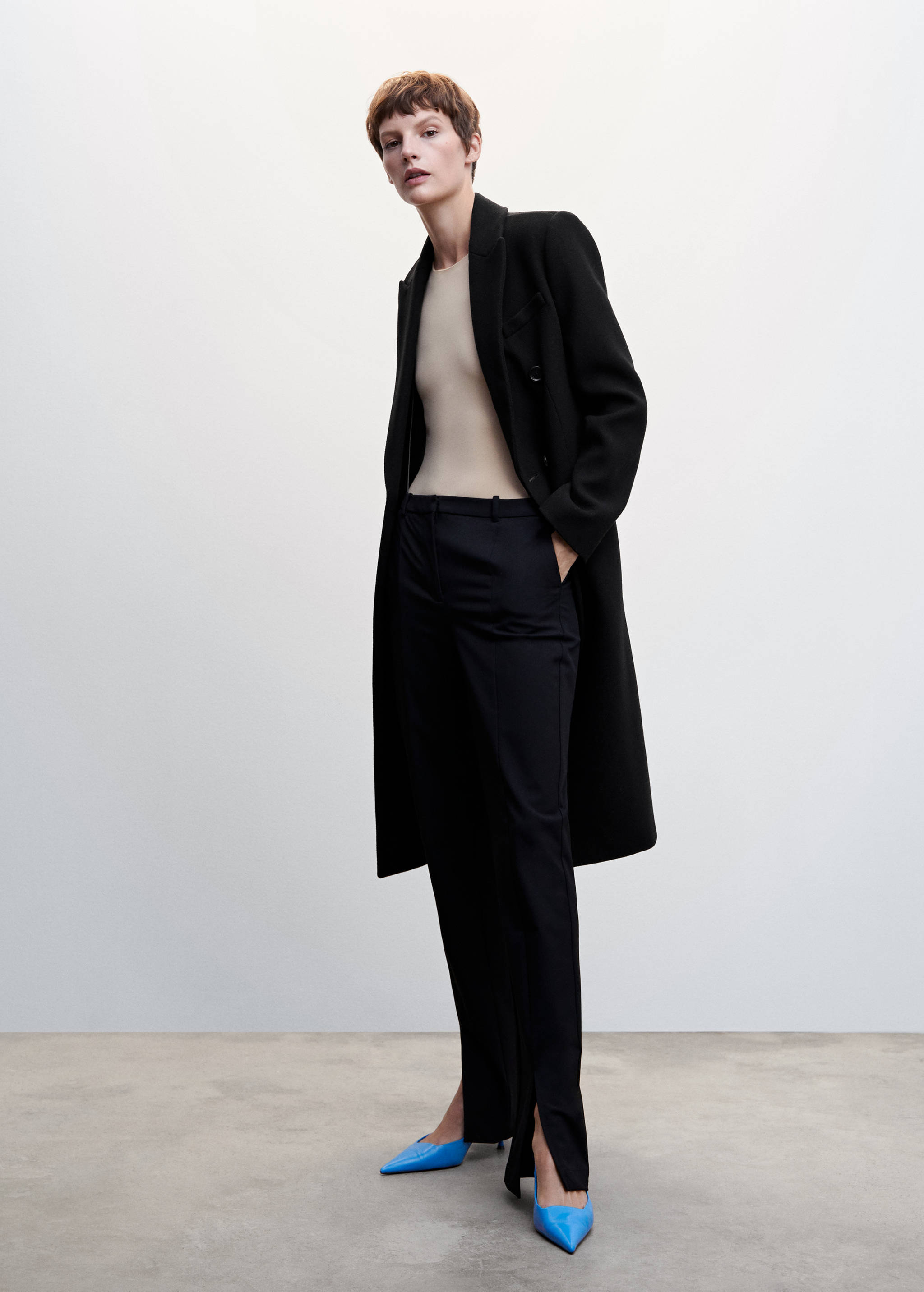 Abrigo lana entallado - Plano general