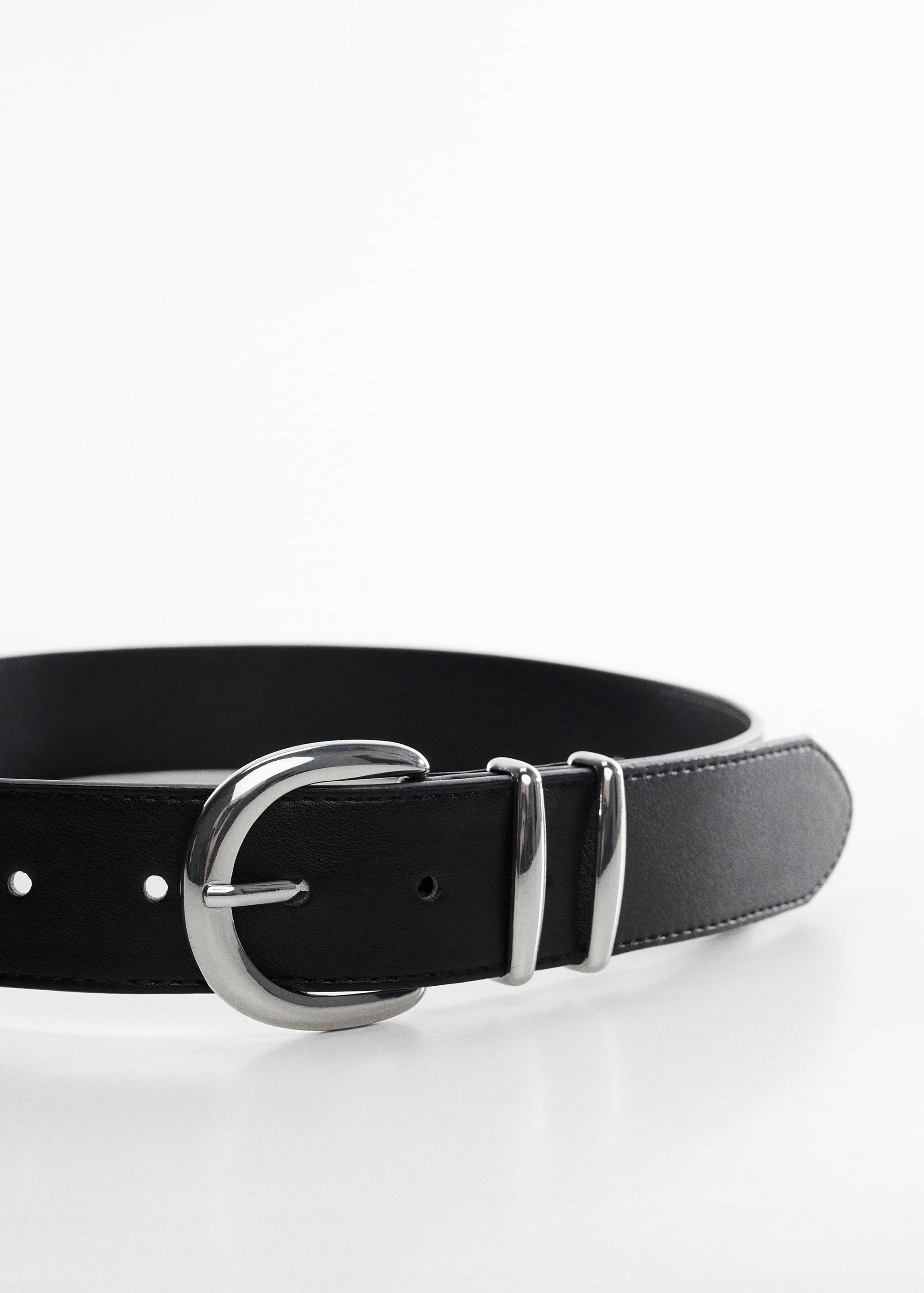 Rounded buckle belt - Details of the article 2