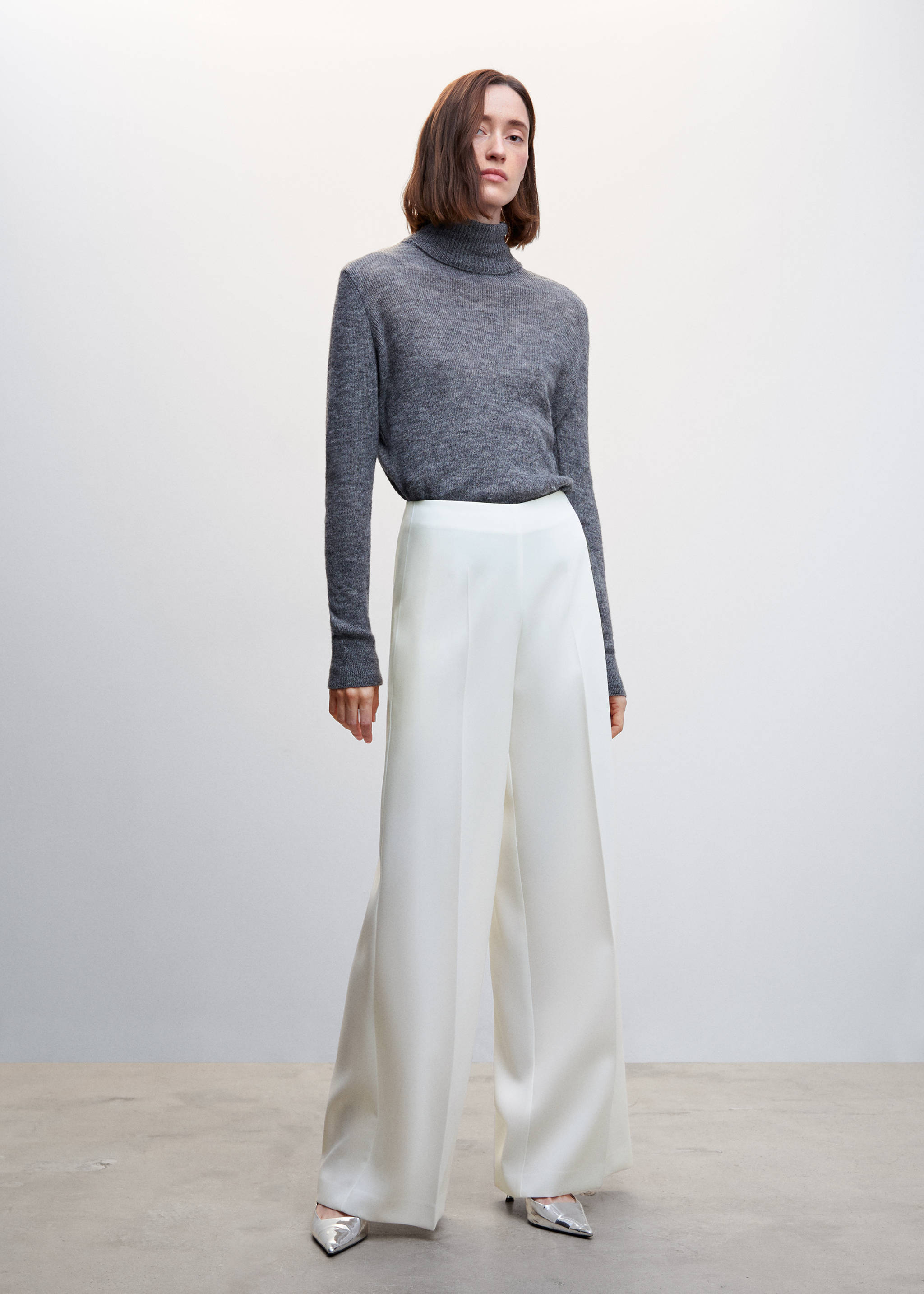 Брюки-палаццо с завышенной талией - Общий план