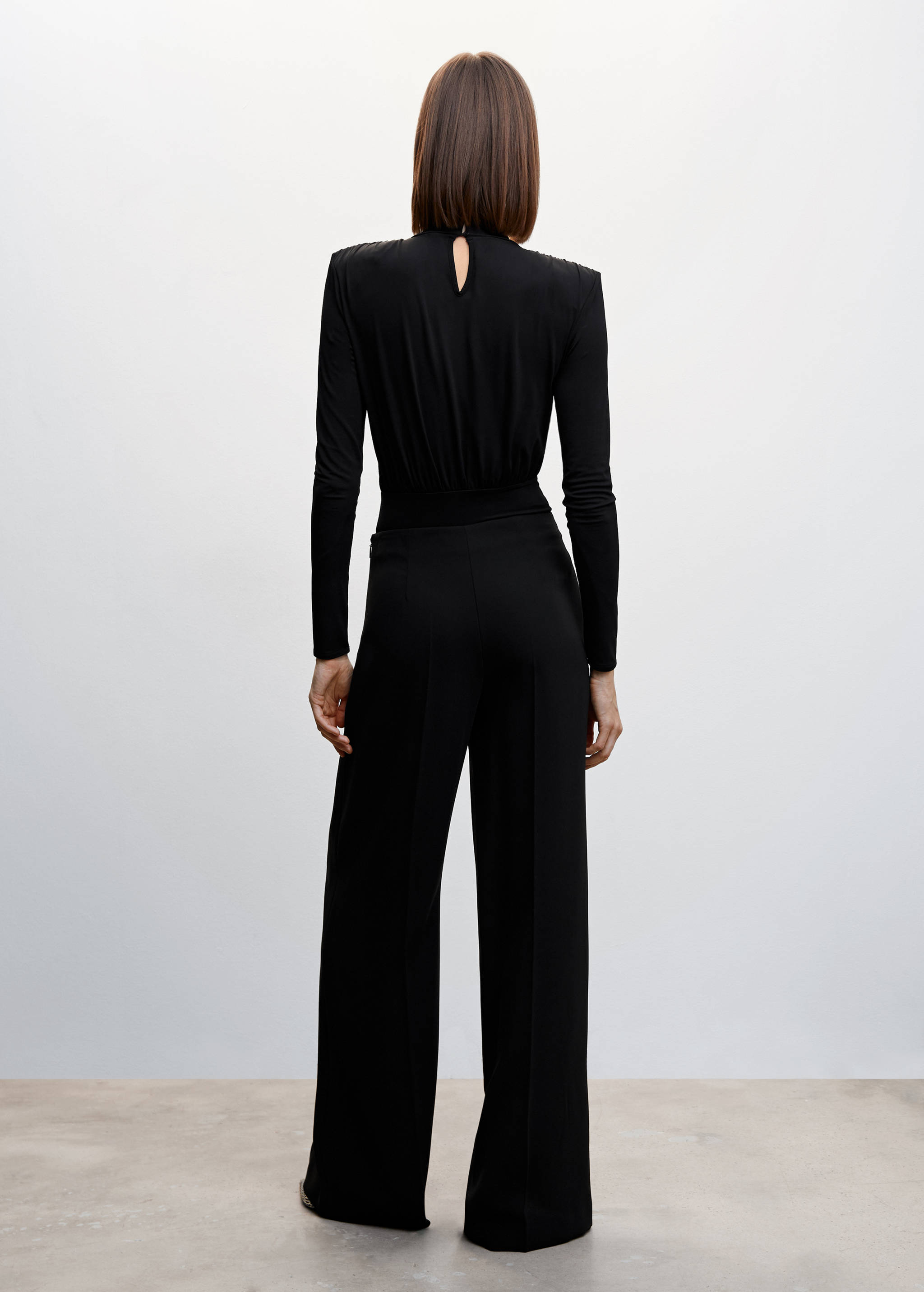 Брюки-палаццо с завышенной талией - Обратная сторона изделия