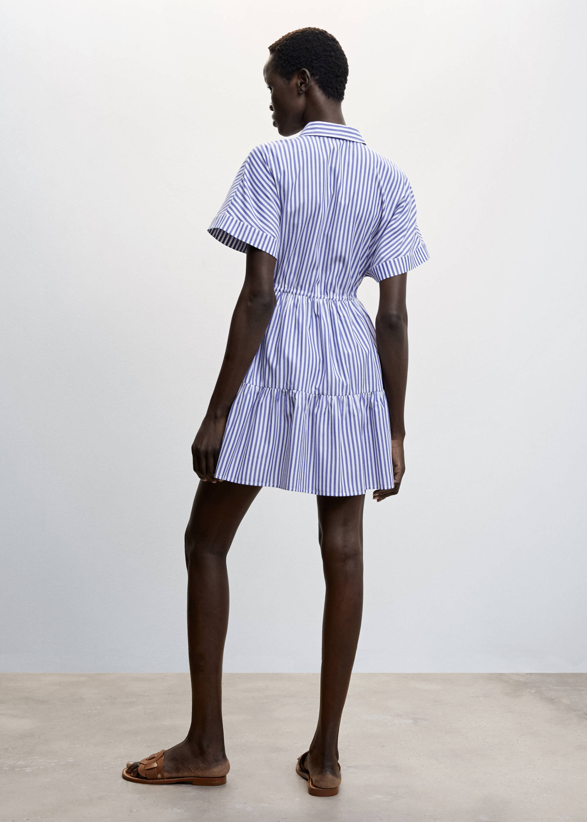 Robe rayée à volants - Verso de l’article