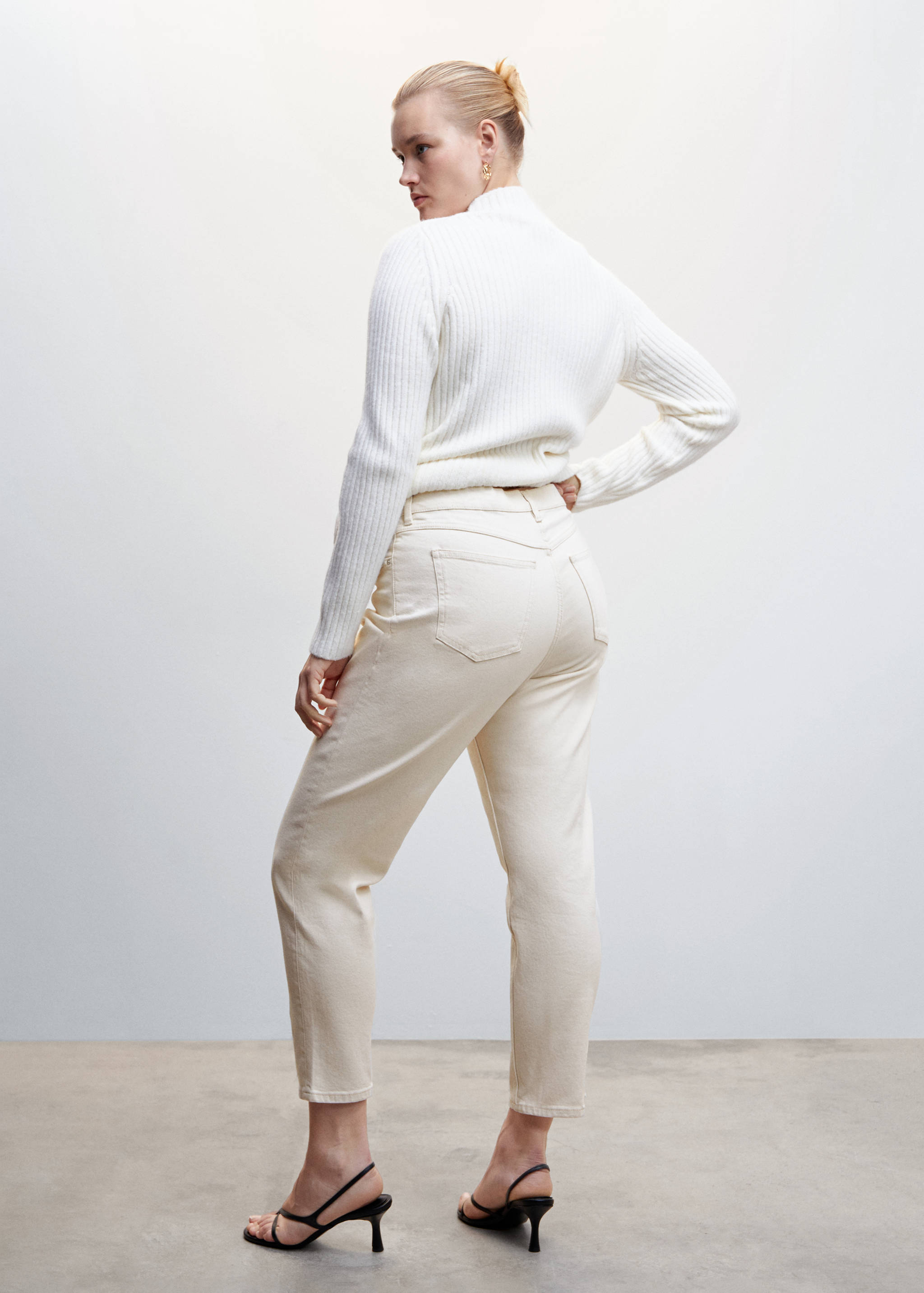 Jean mom confort taille haute - Détail de l'article 4