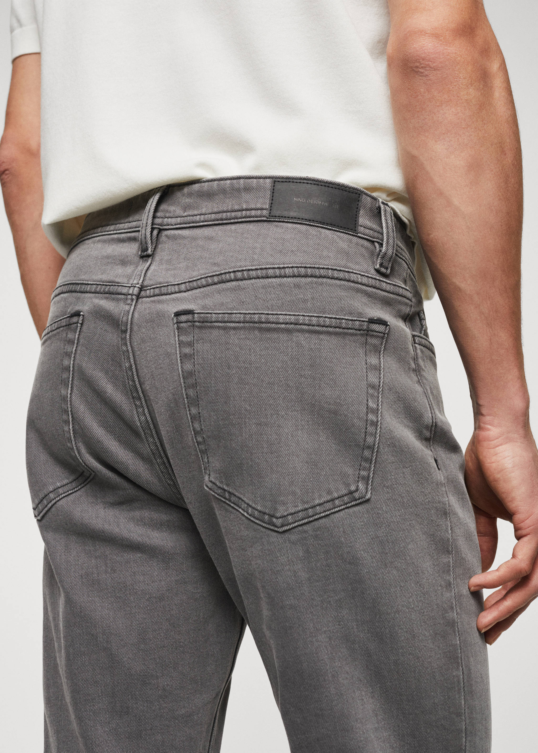 修身Jan牛仔裤 - null