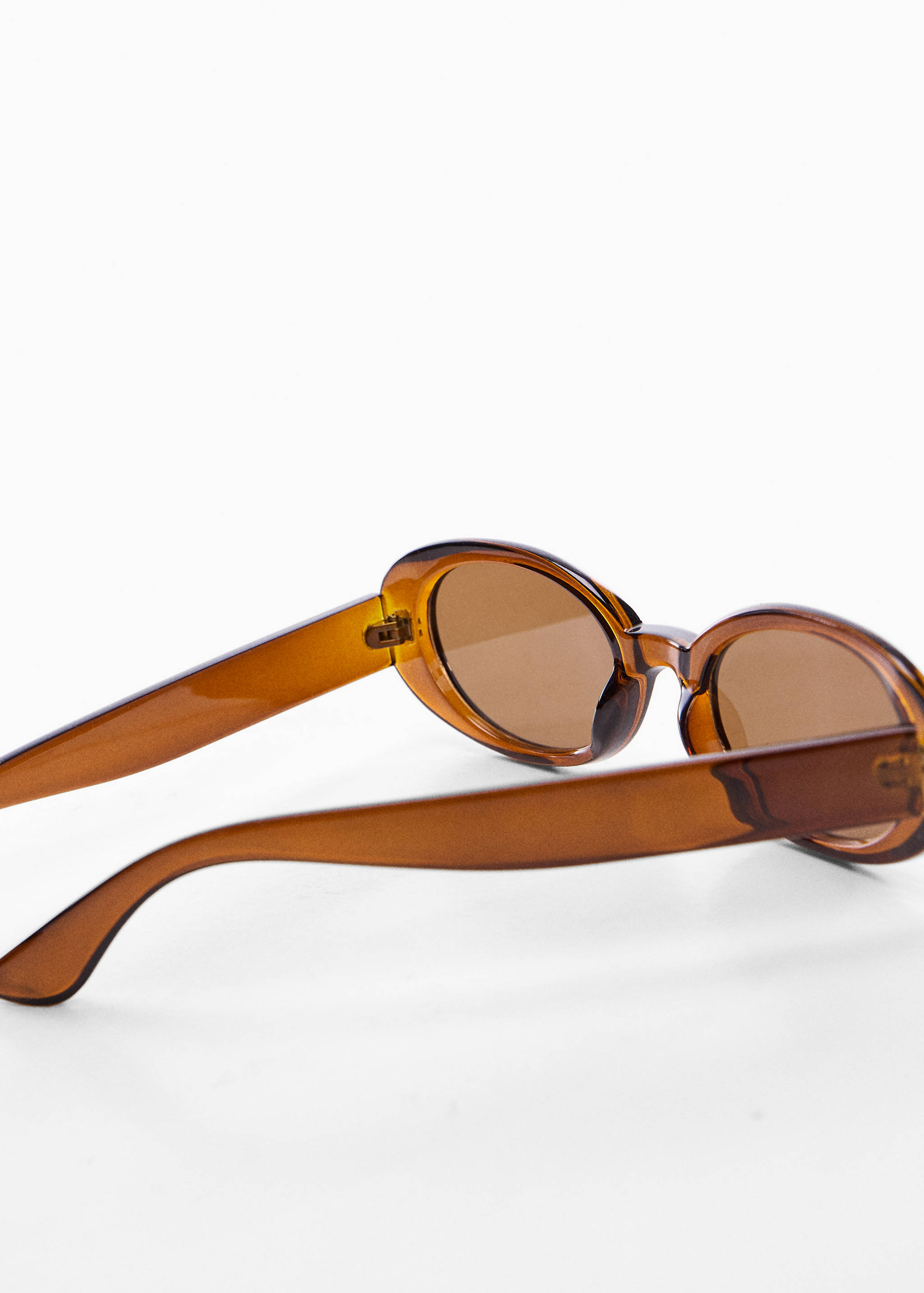 Oval sunglasses - Details of the article 1