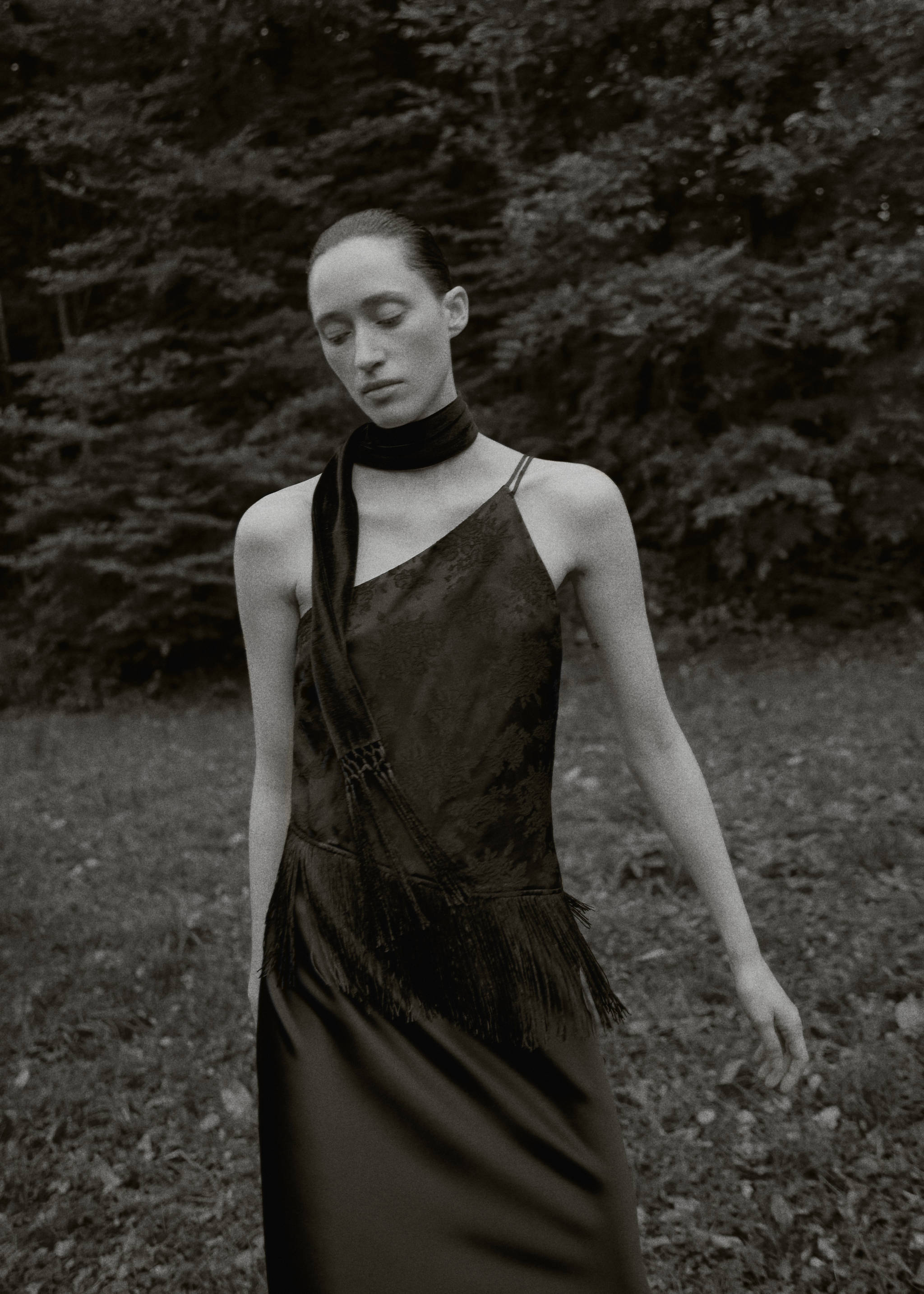 Fringed hem top - Details of the article 8