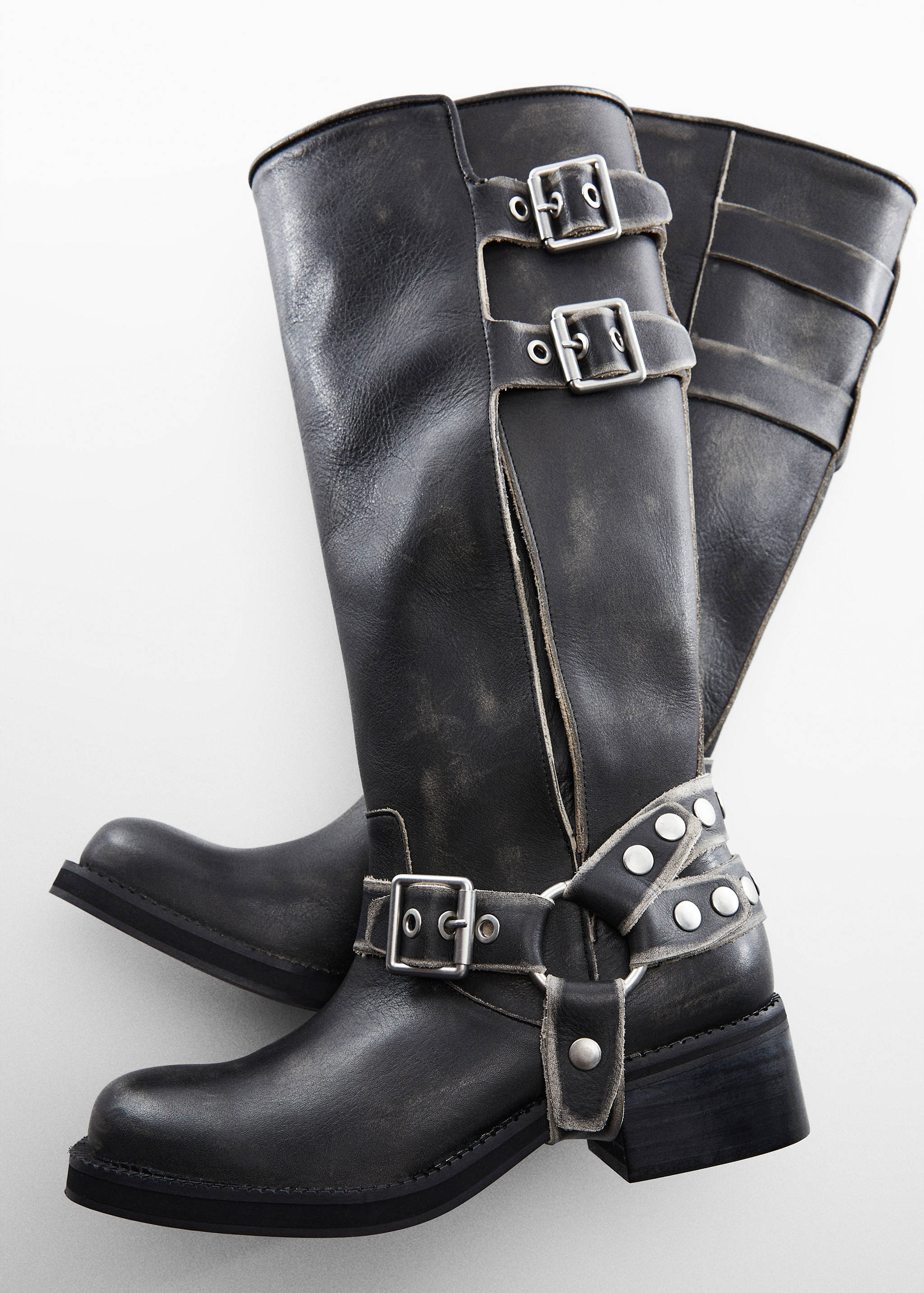 Buckles leather boots - Details of the article 5