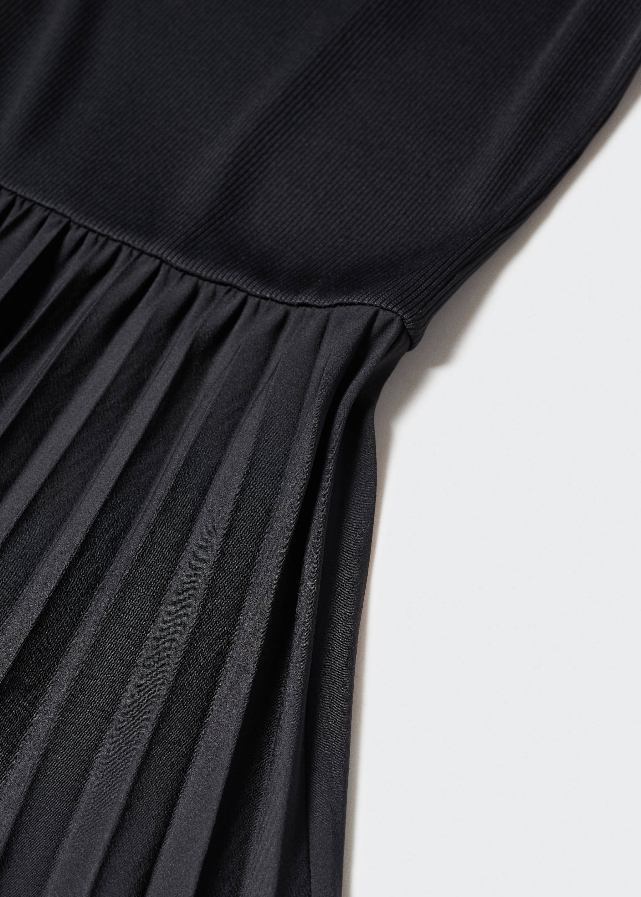 Pleated knitted dress - Details of the article 8