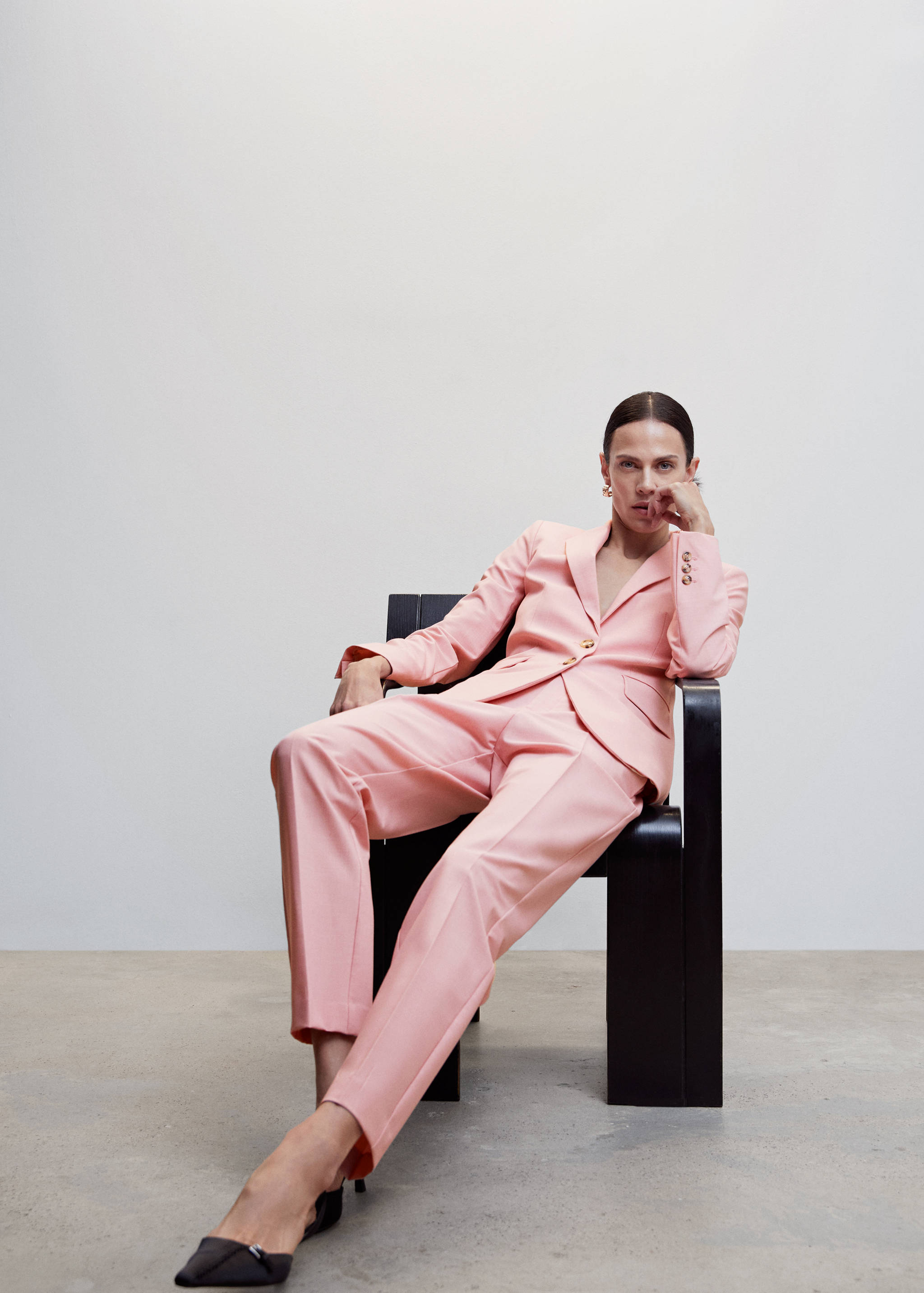 Straight suit trousers - Details of the article 2