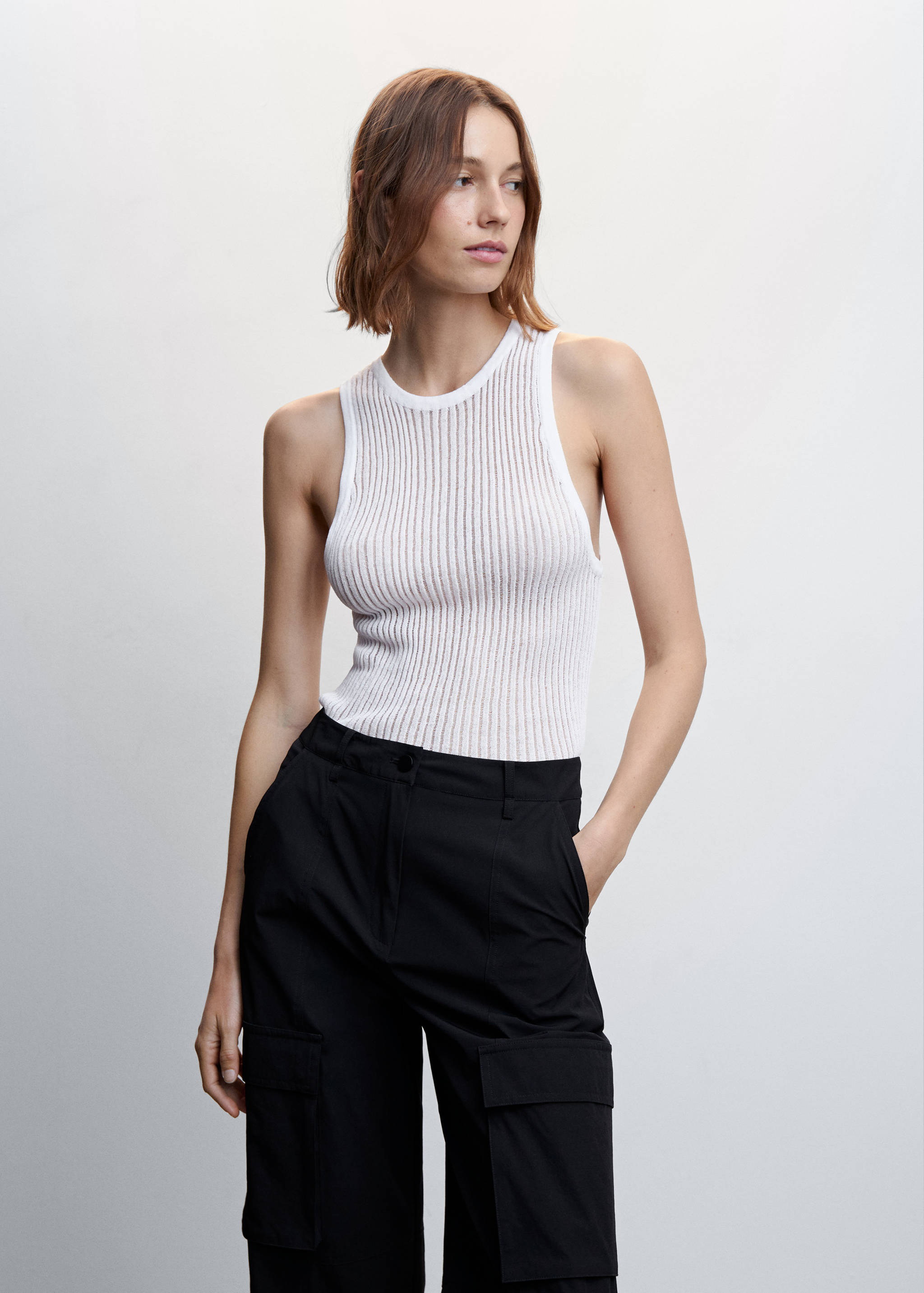 Брюки-карго с карманами - Деталь изделия 1