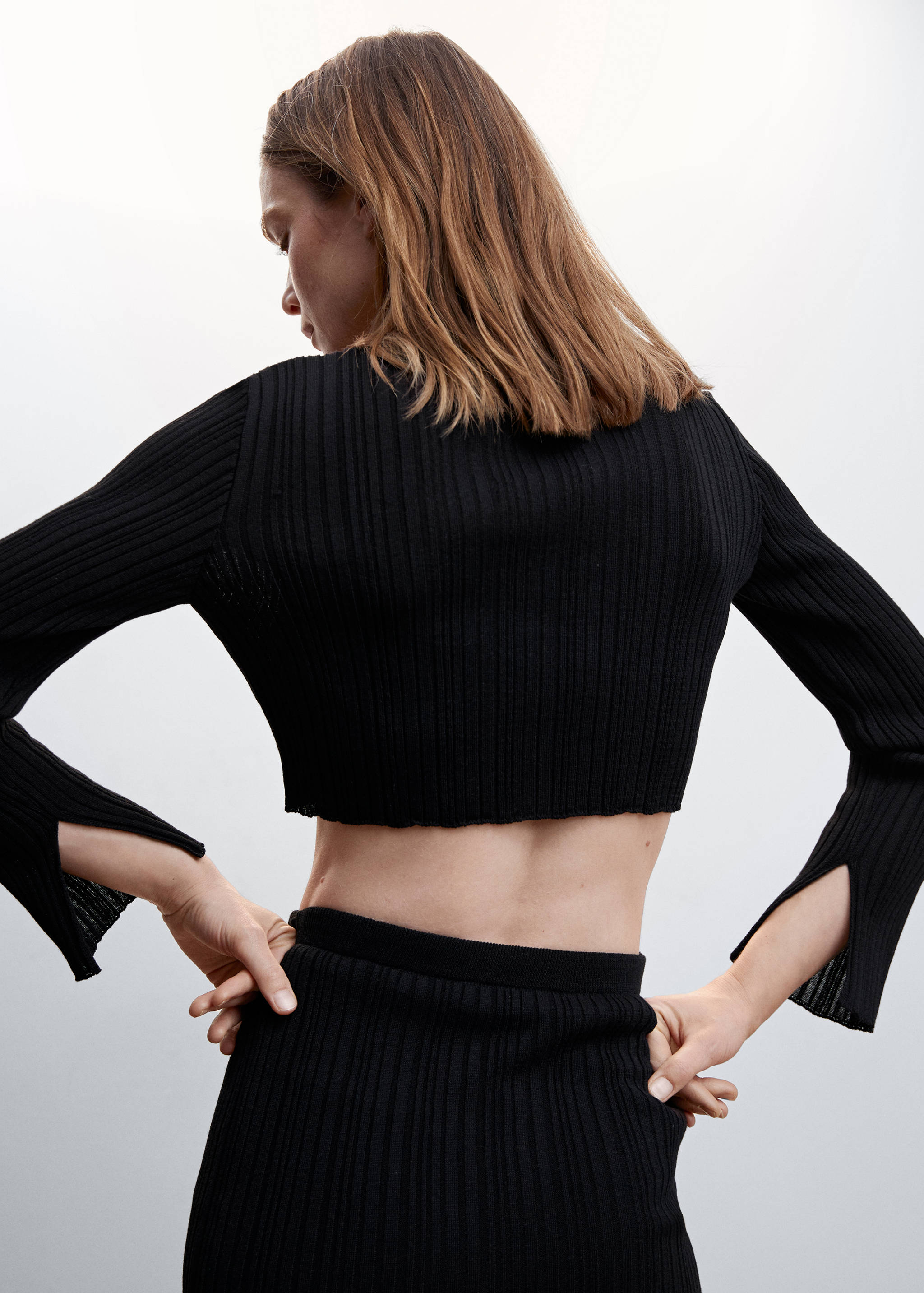 Ribbed midi skirt - Reverse of the article